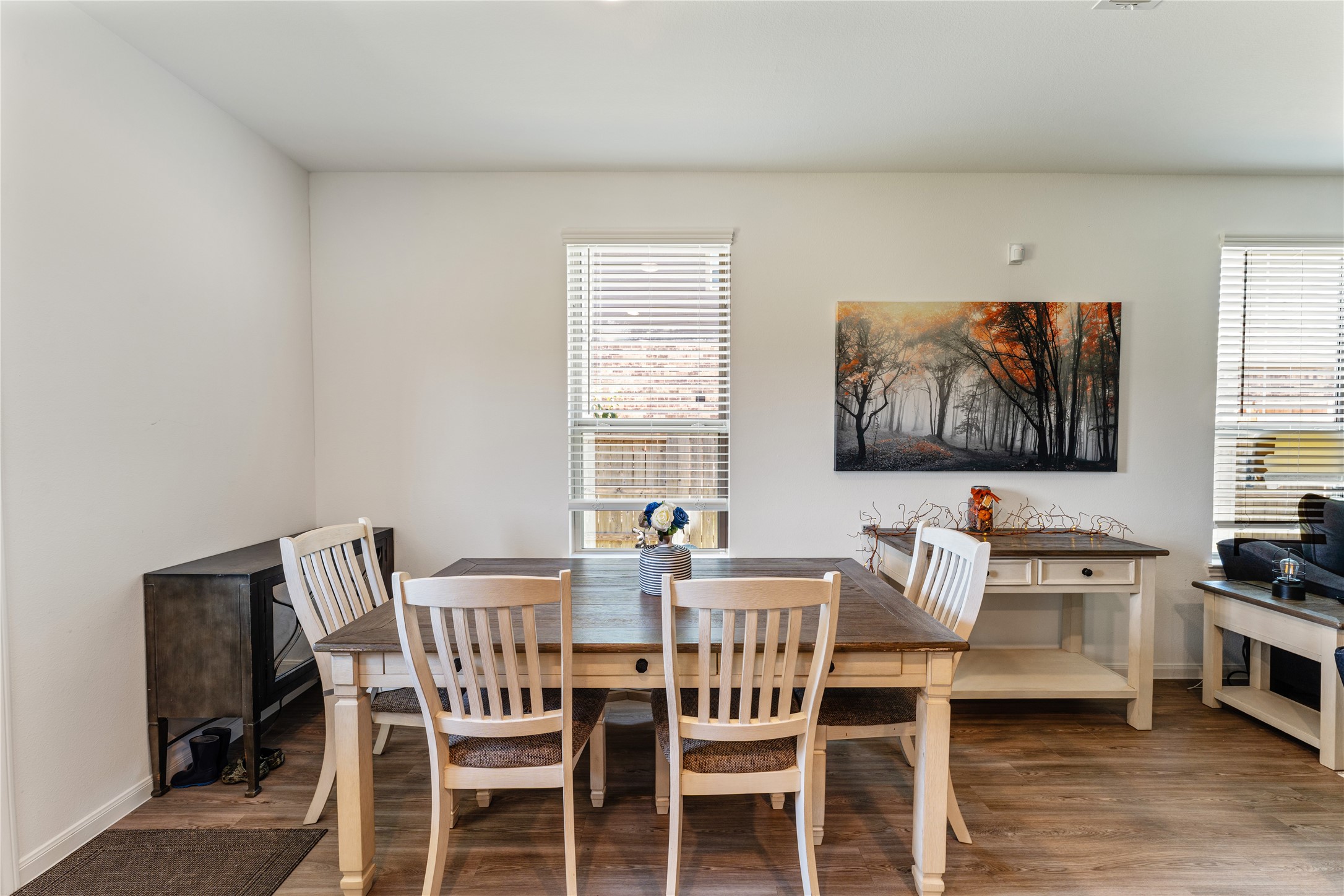 21103 Sherrell Bay Drive Property Photo 8