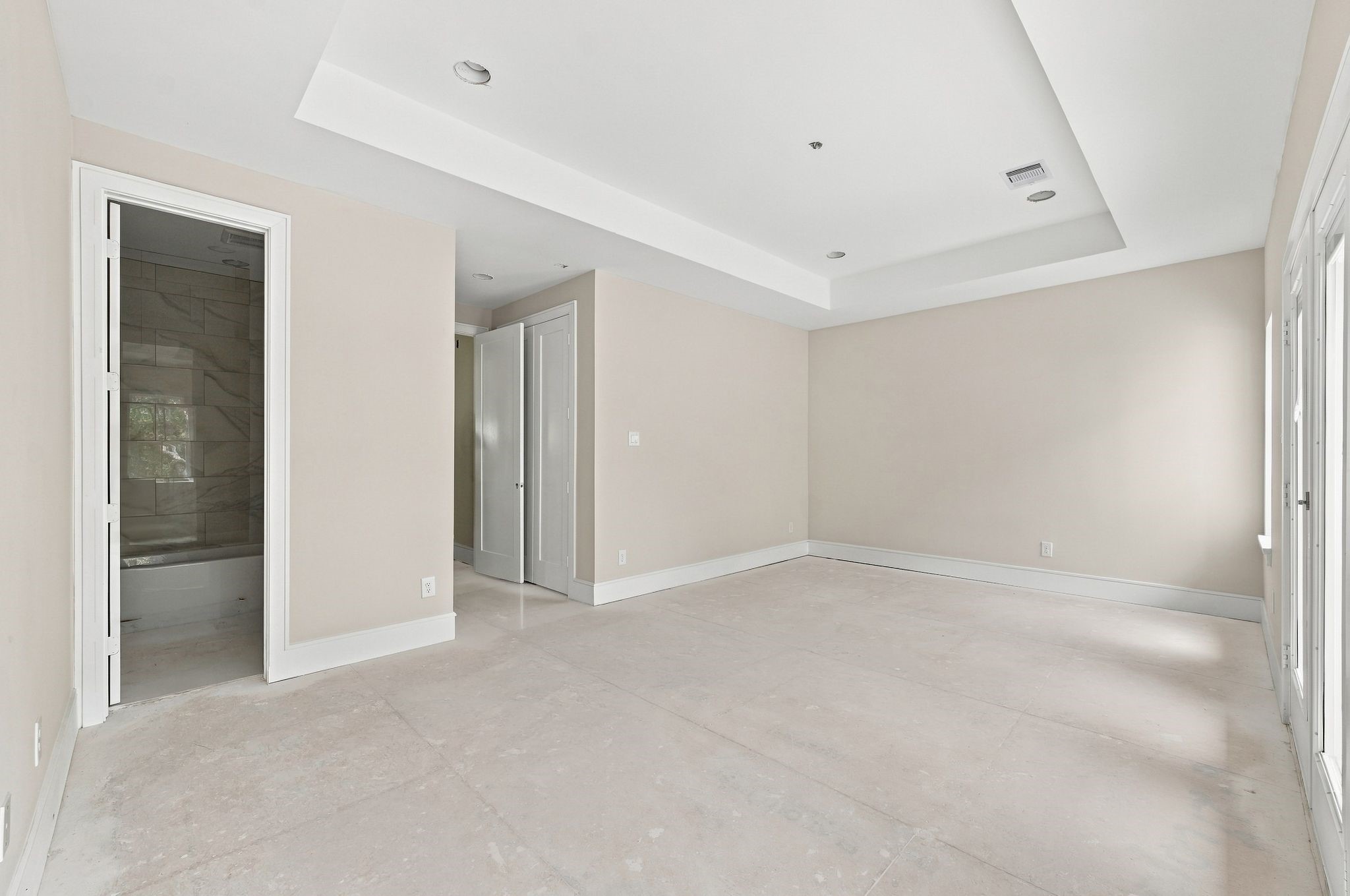 9710 Chimney Rock Road Property Photo 28