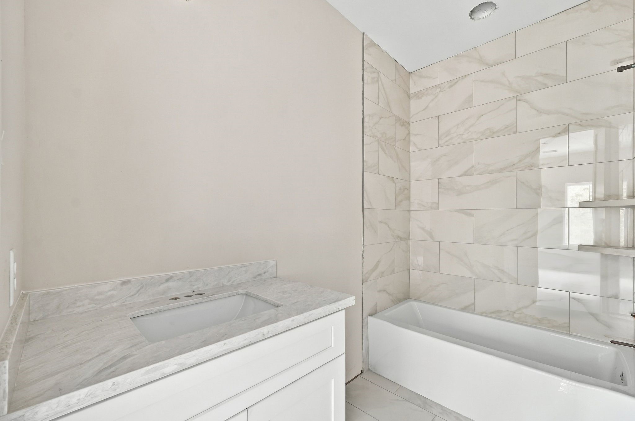 9710 Chimney Rock Road Property Photo 31