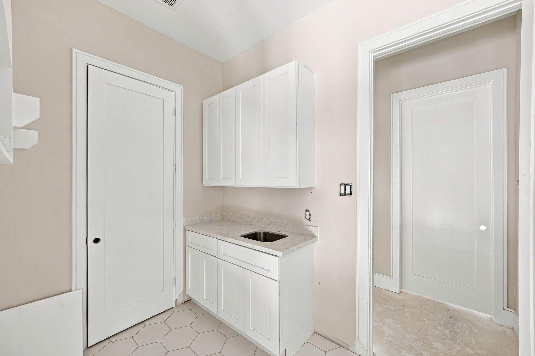 9710 Chimney Rock Road Property Photo 36