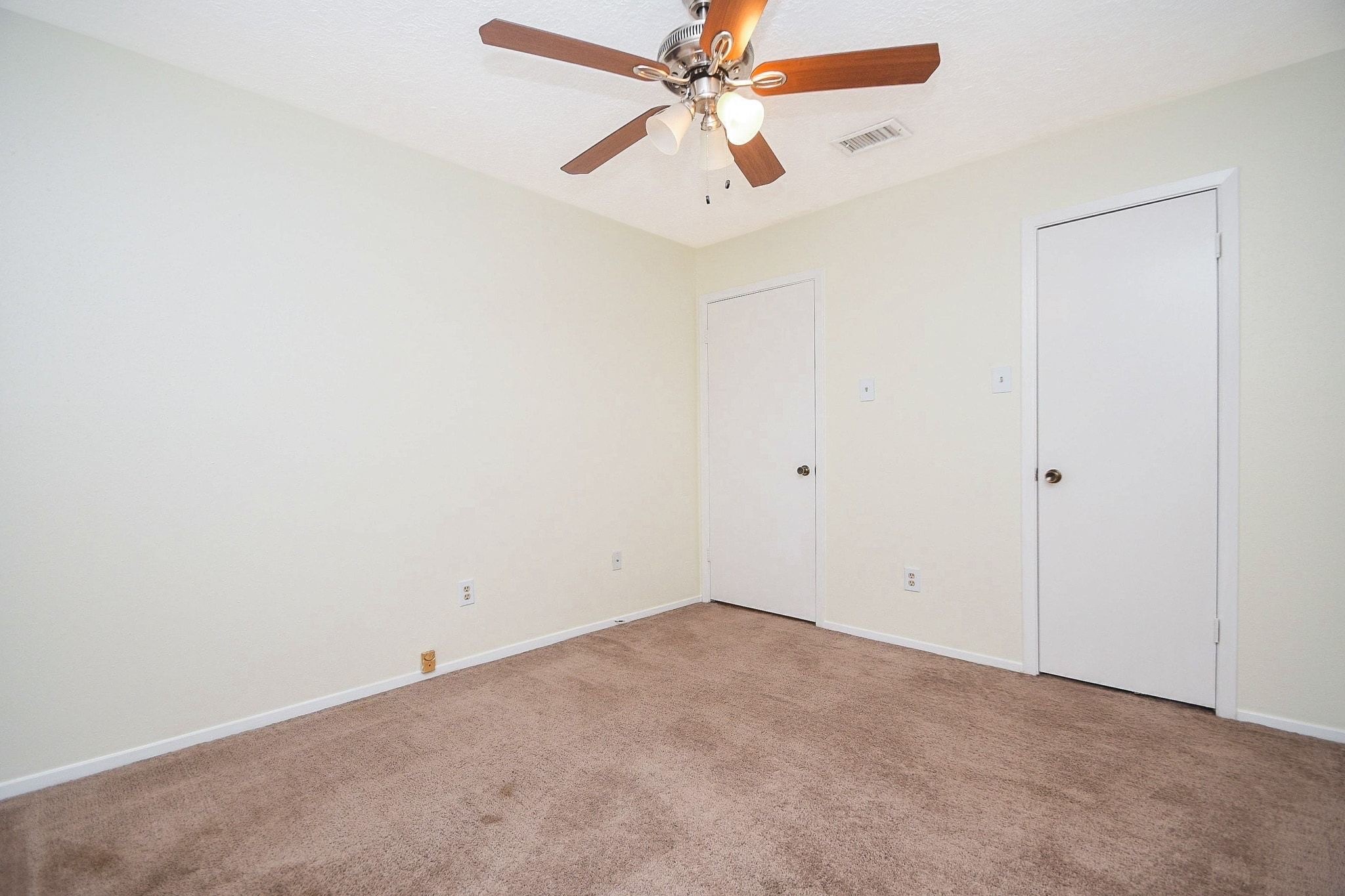 19903 Eastman Place Property Photo 40
