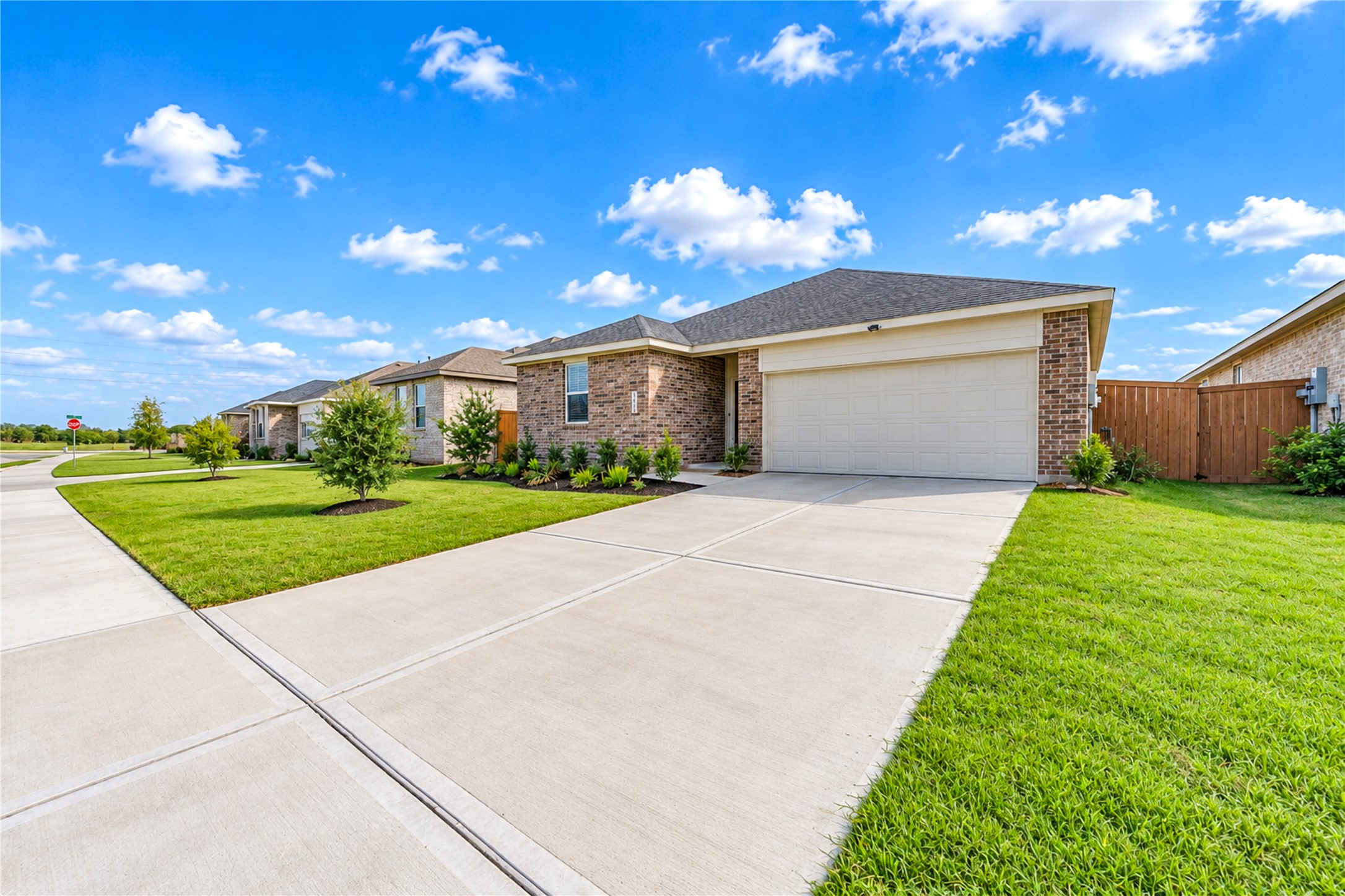 1210 Shady Pines Drive Property Photo 3