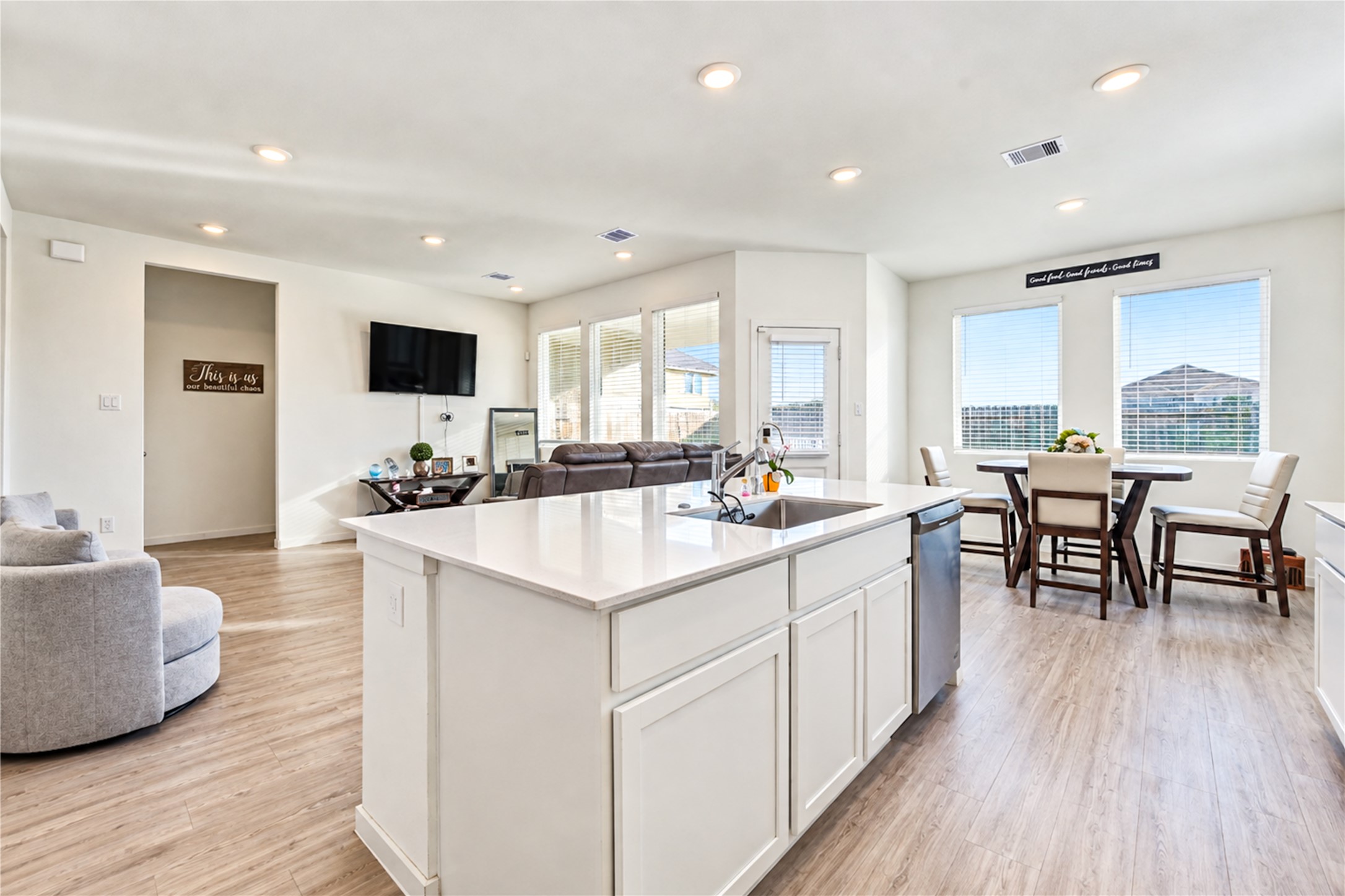 1210 Shady Pines Drive Property Photo 15