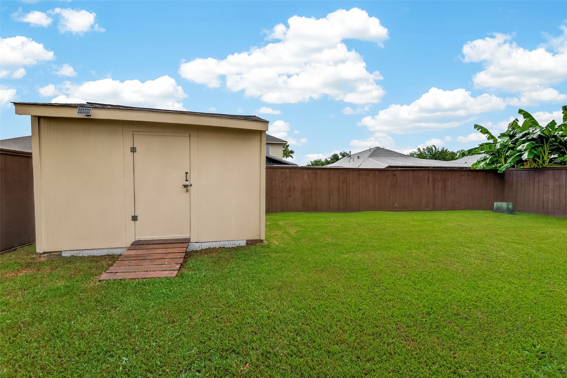 10931 View Pointe Lane Property Photo 19