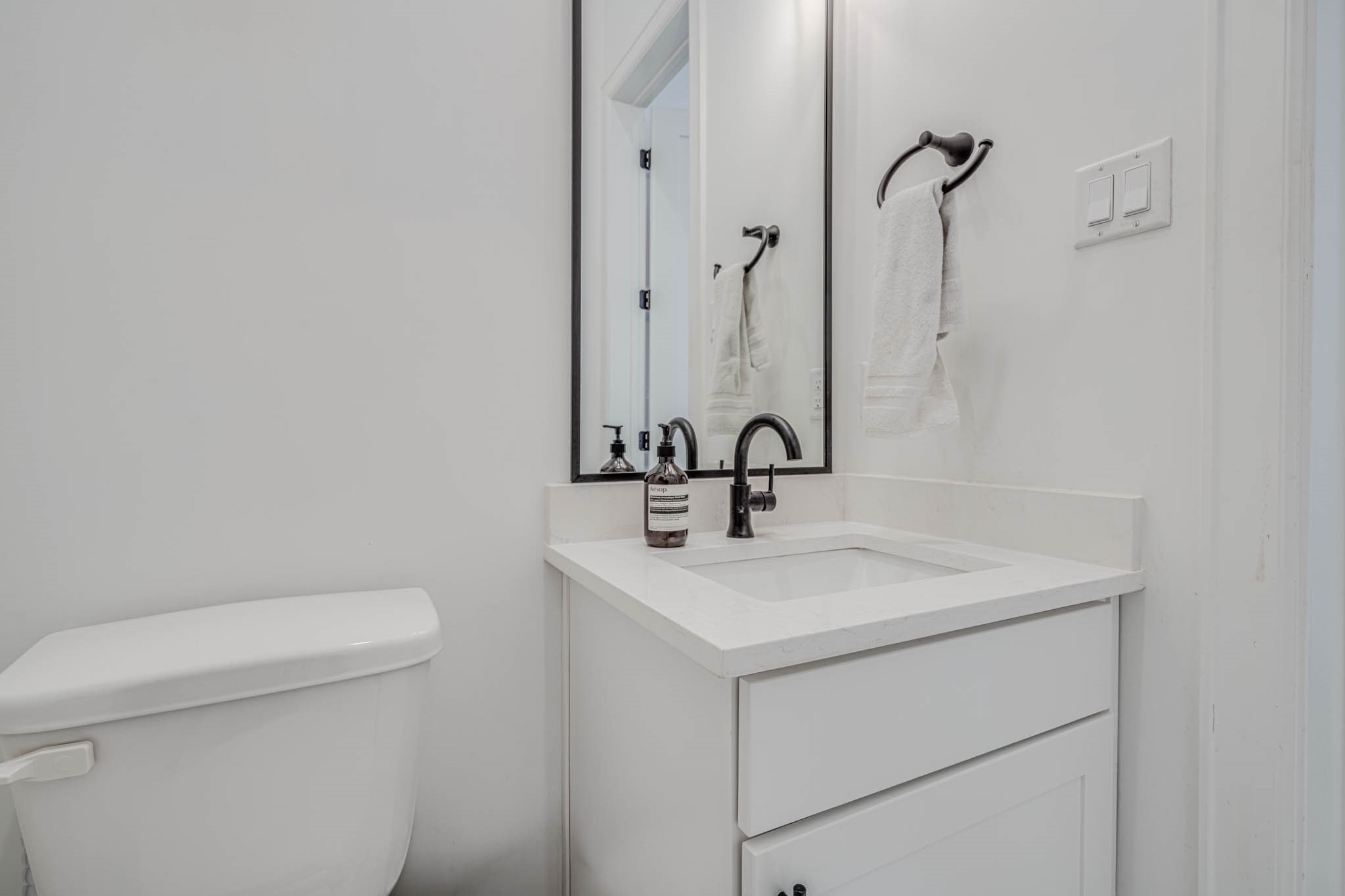 1543 Lawrence Street Property Photo 7