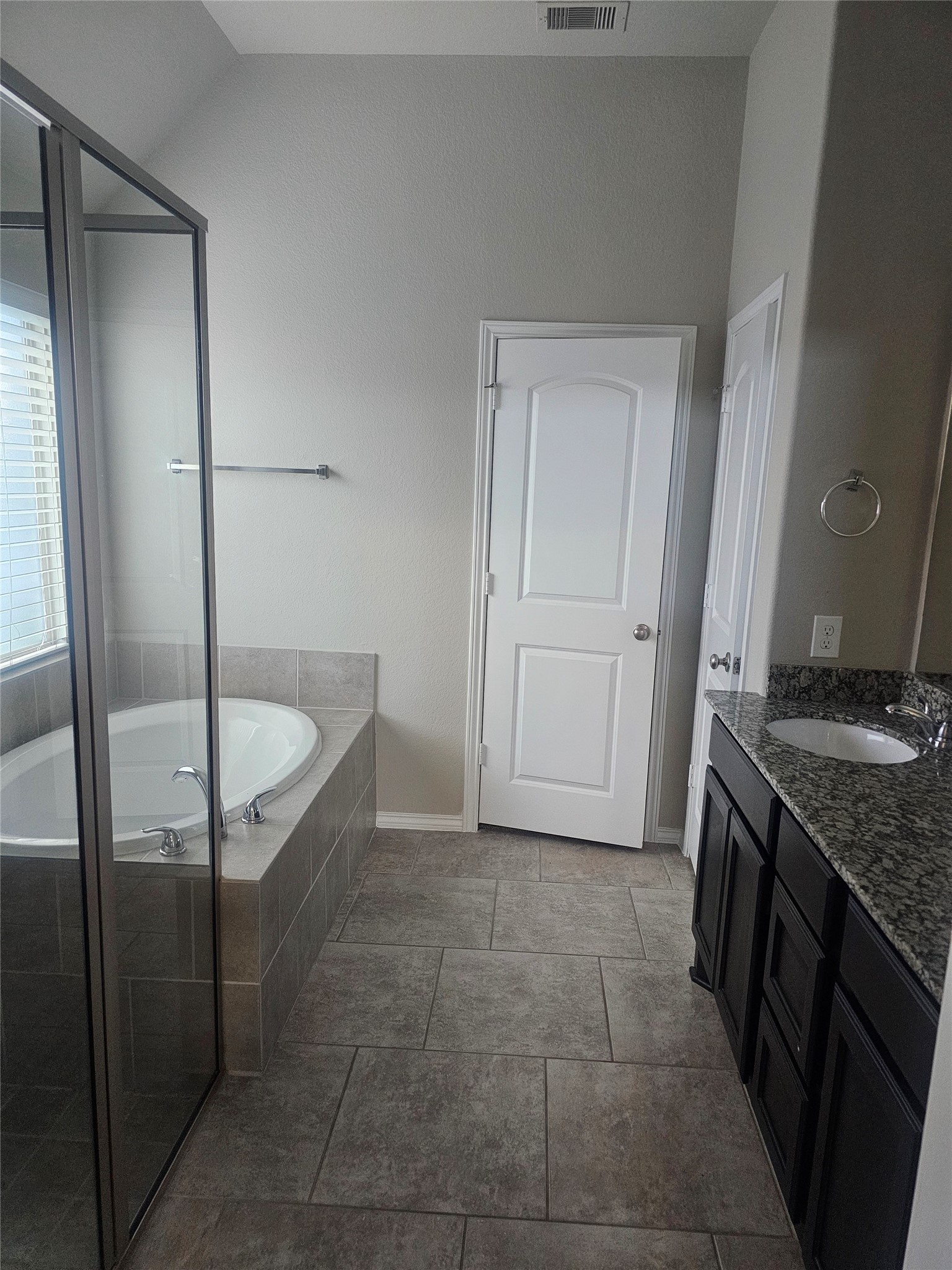 23826 Via Viale Drive Property Photo 11
