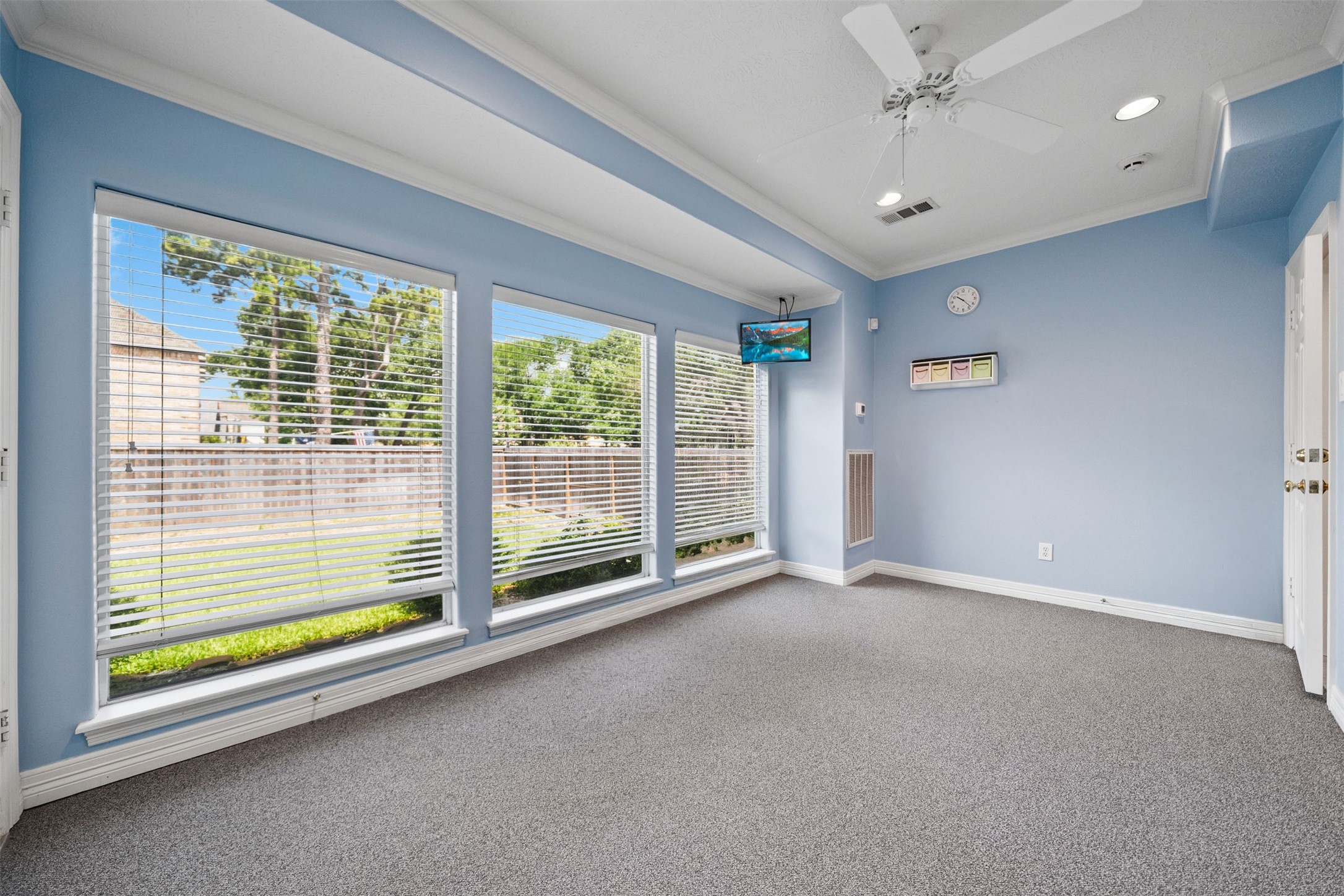 6 Epernay Place Property Photo 38