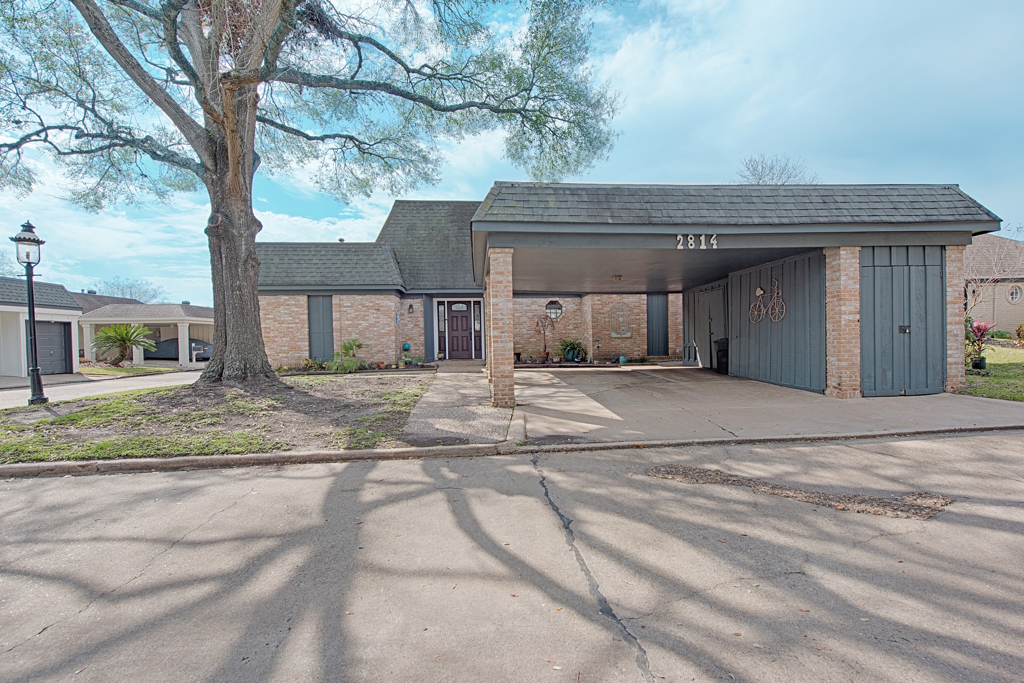 2814 Olympia Drive Property Photo 1