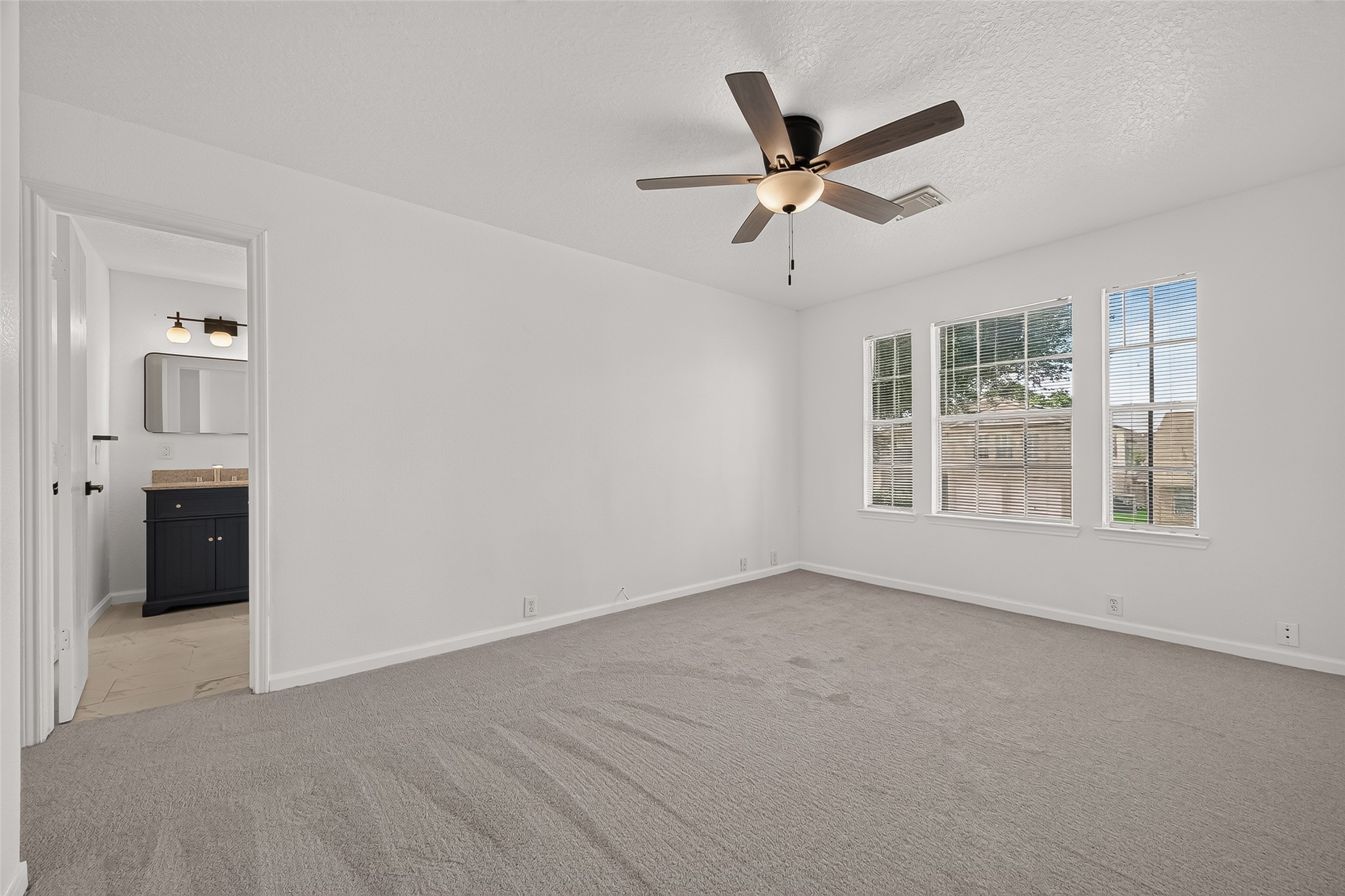 13430 Eldridge Villa Street Property Photo 25