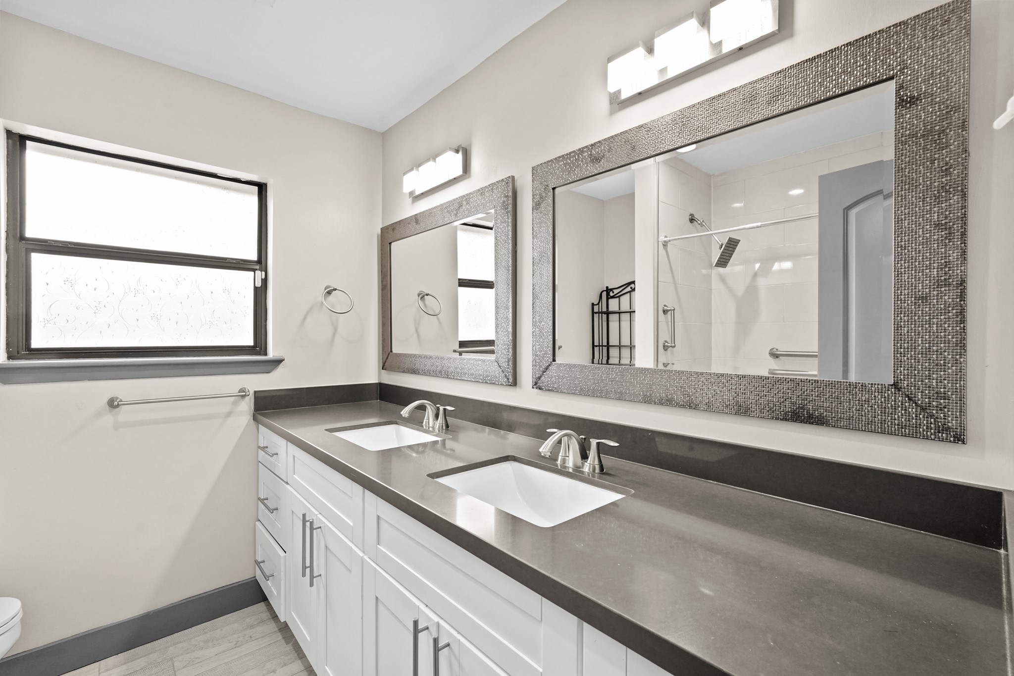 5522 Braesvalley Drive Property Photo 21