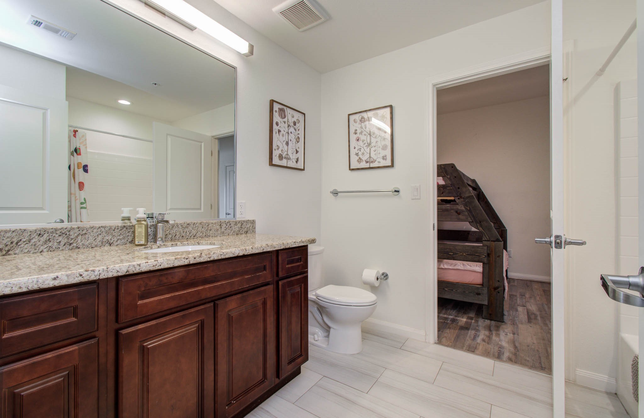 1207 Grand West Boulevard 3e Property Photo 22