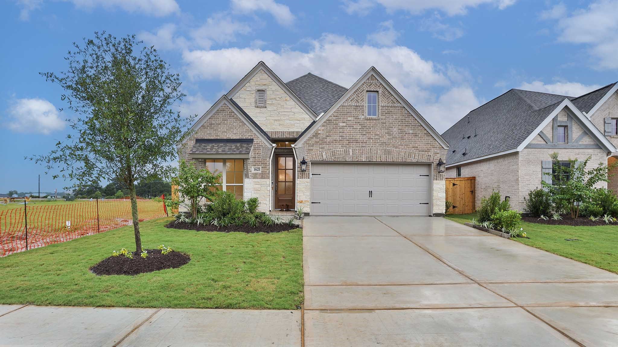 18623 Sweet Basil Drive Property Photo 1