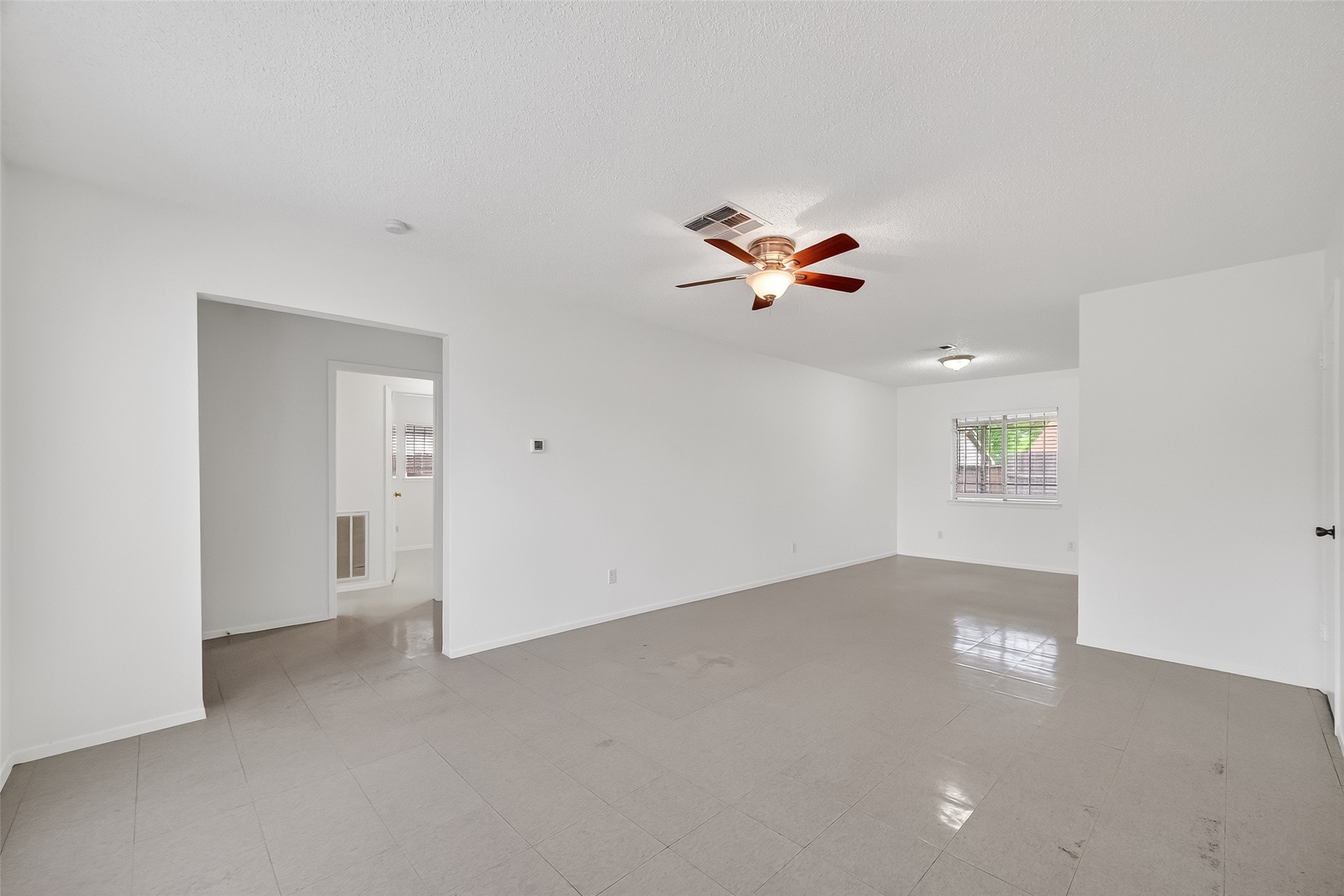15022 Chipman Lane Property Photo 3