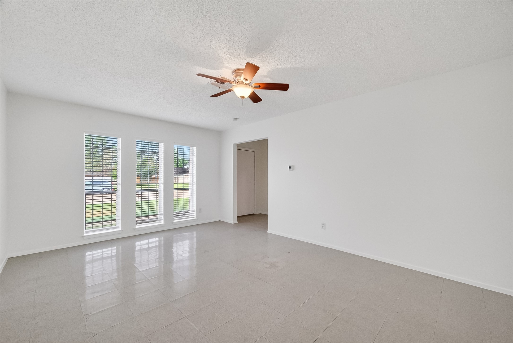 15022 Chipman Lane Property Photo 4