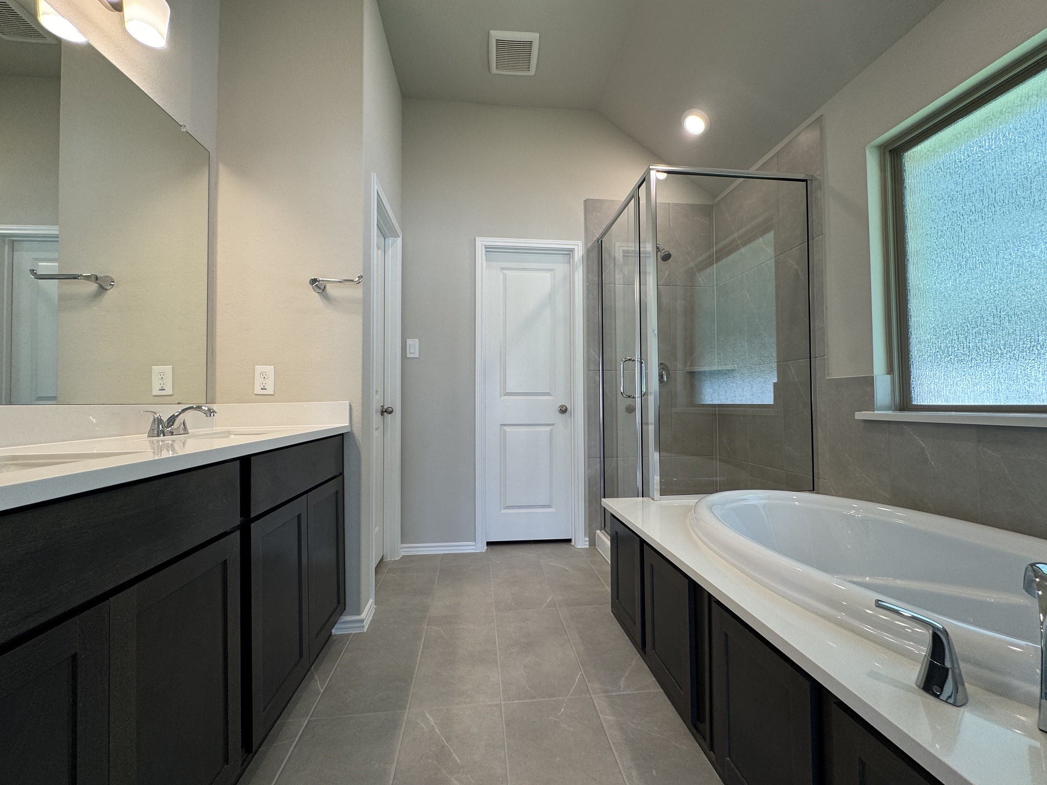 9383 Cordial Circle Property Photo 5