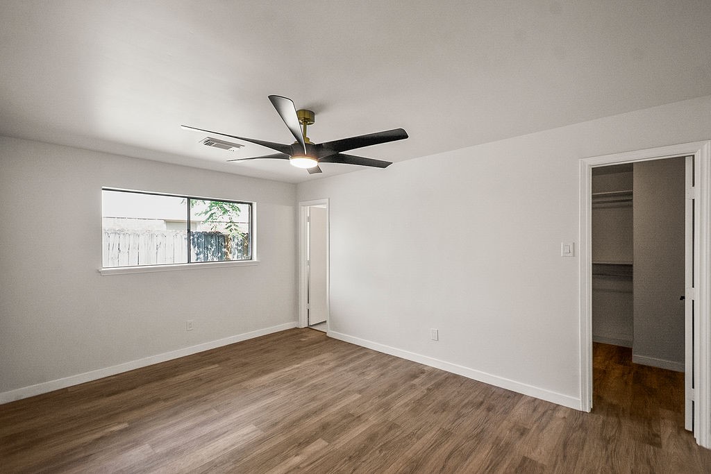 5514 Chantilly Lane Property Photo 20