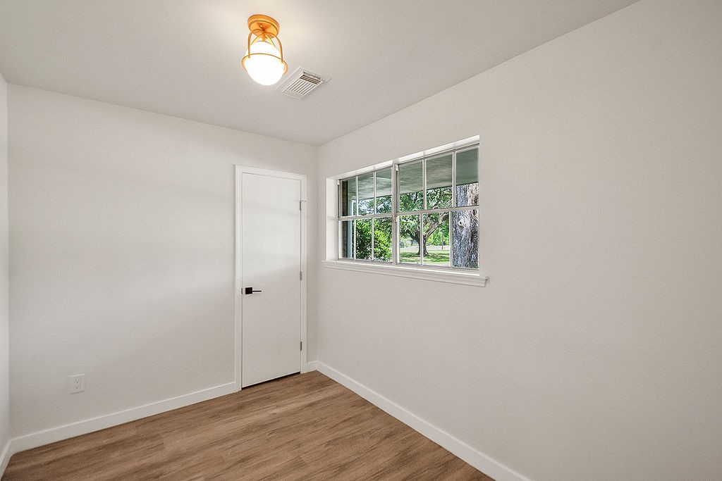 5514 Chantilly Lane Property Photo 28