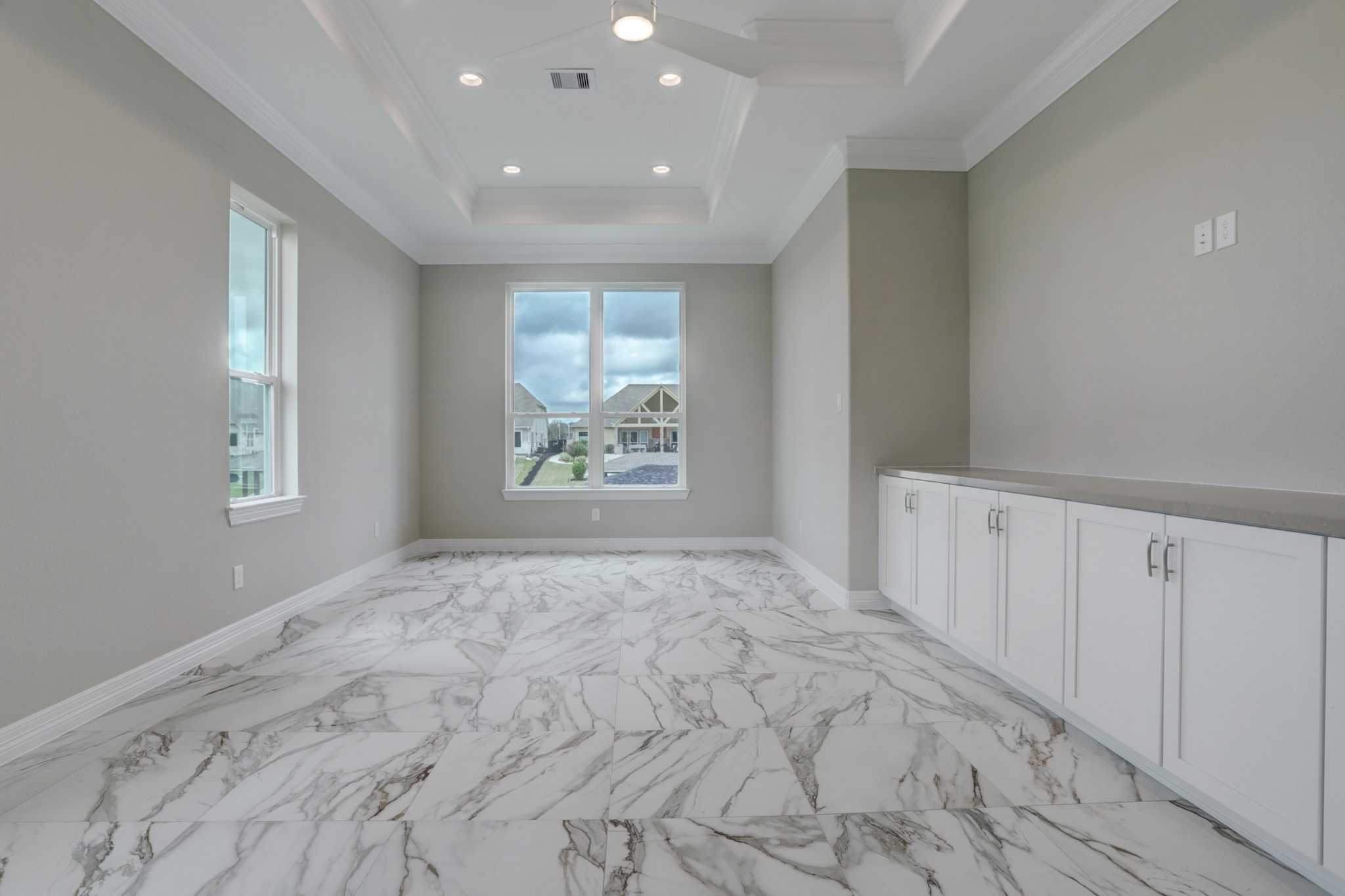 502 Amalfi Drive Property Photo 12