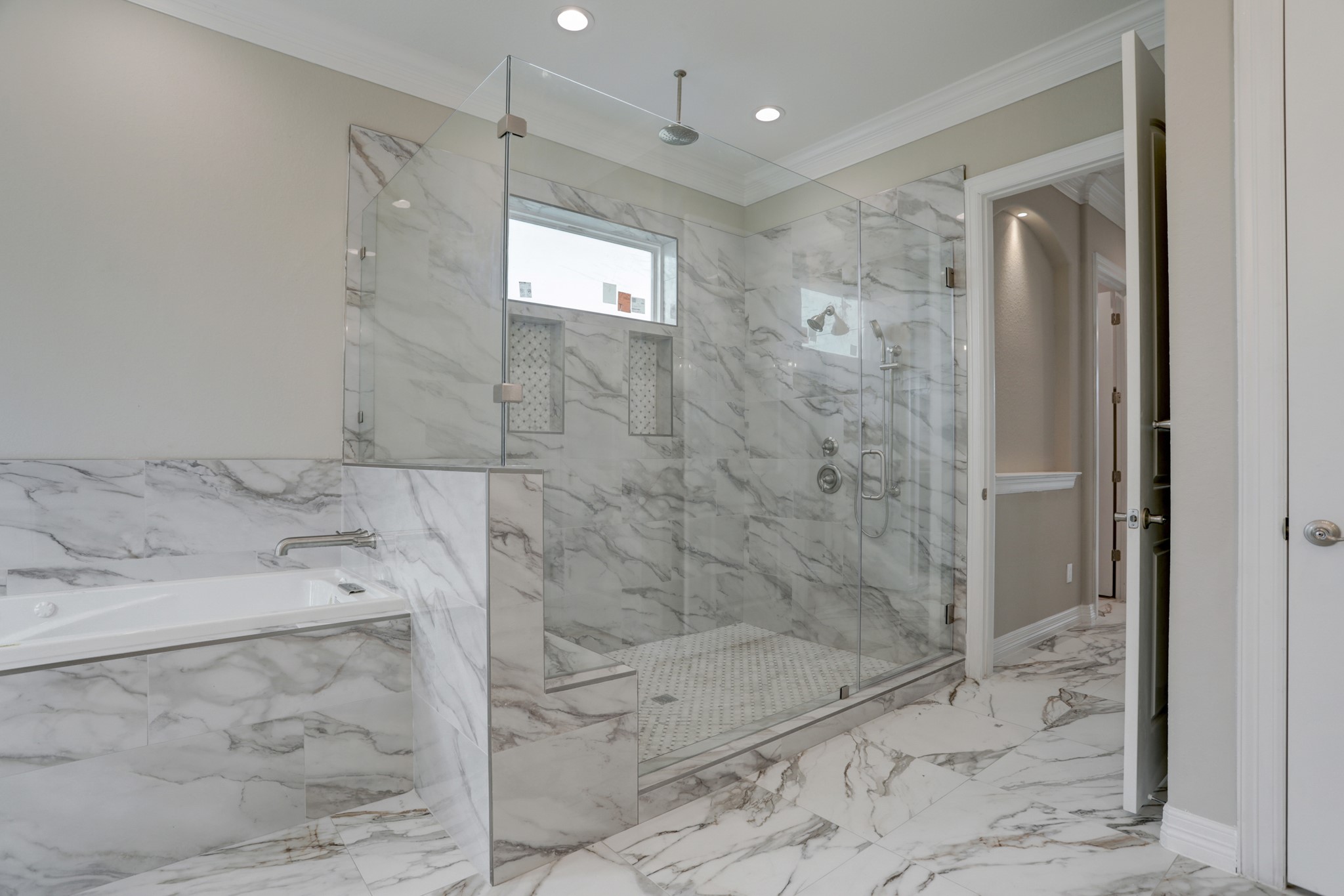 502 Amalfi Drive Property Photo 15