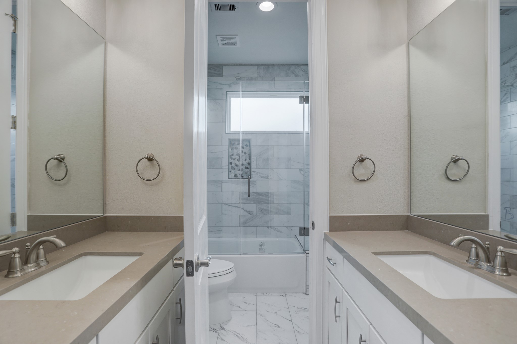 502 Amalfi Drive Property Photo 20