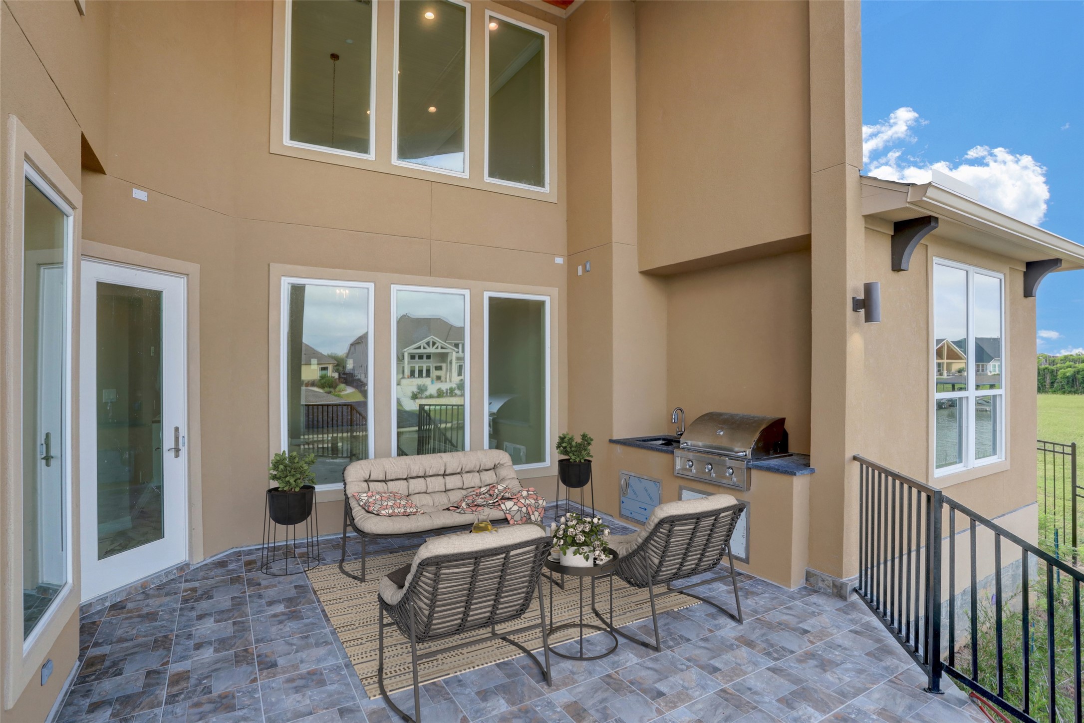 502 Amalfi Drive Property Photo 31
