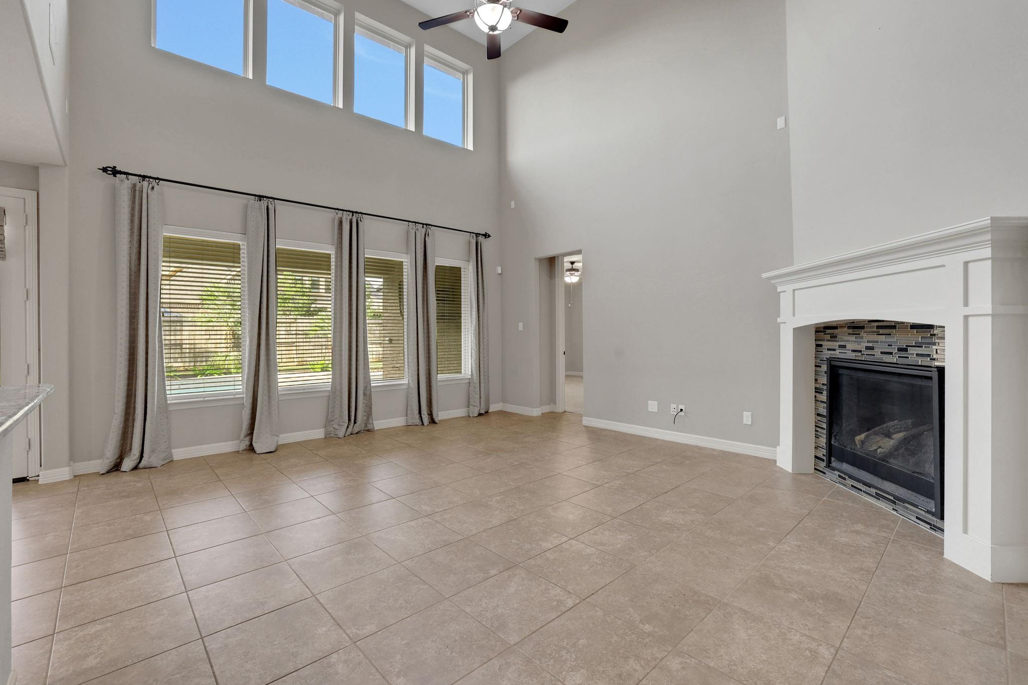 27418 Windcrest Key Lane Property Photo 14