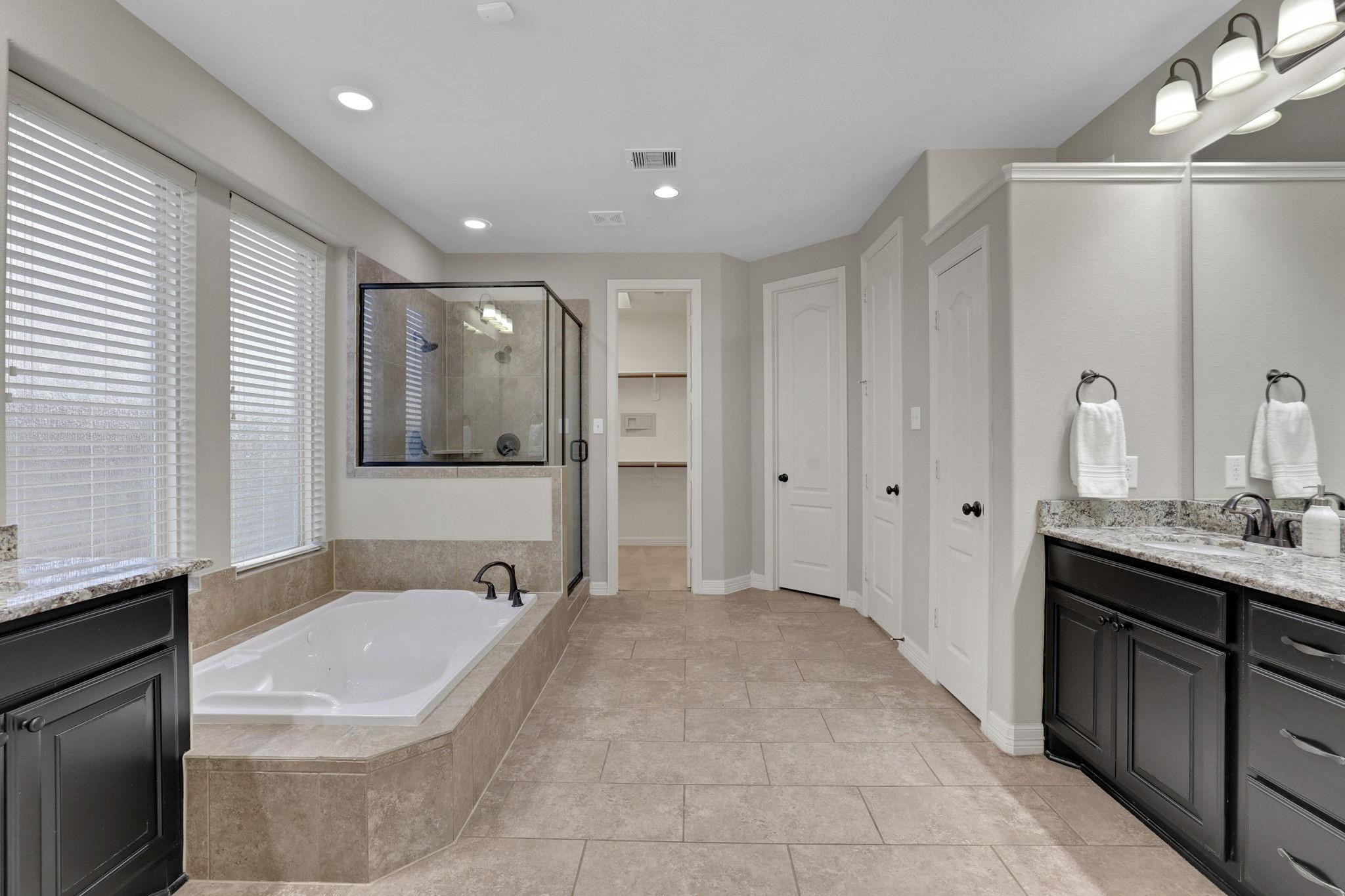 27418 Windcrest Key Lane Property Photo 25