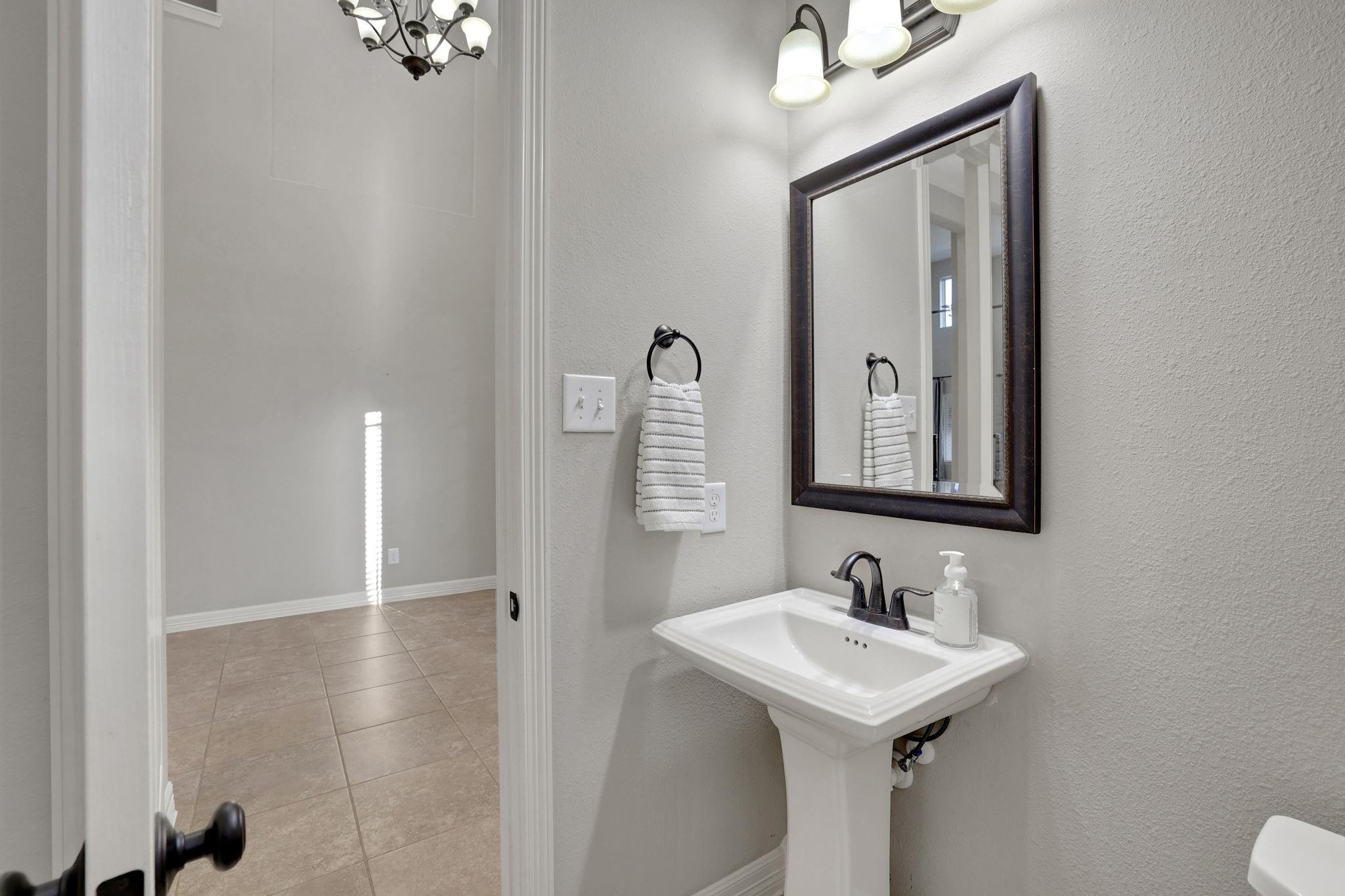 27418 Windcrest Key Lane Property Photo 32
