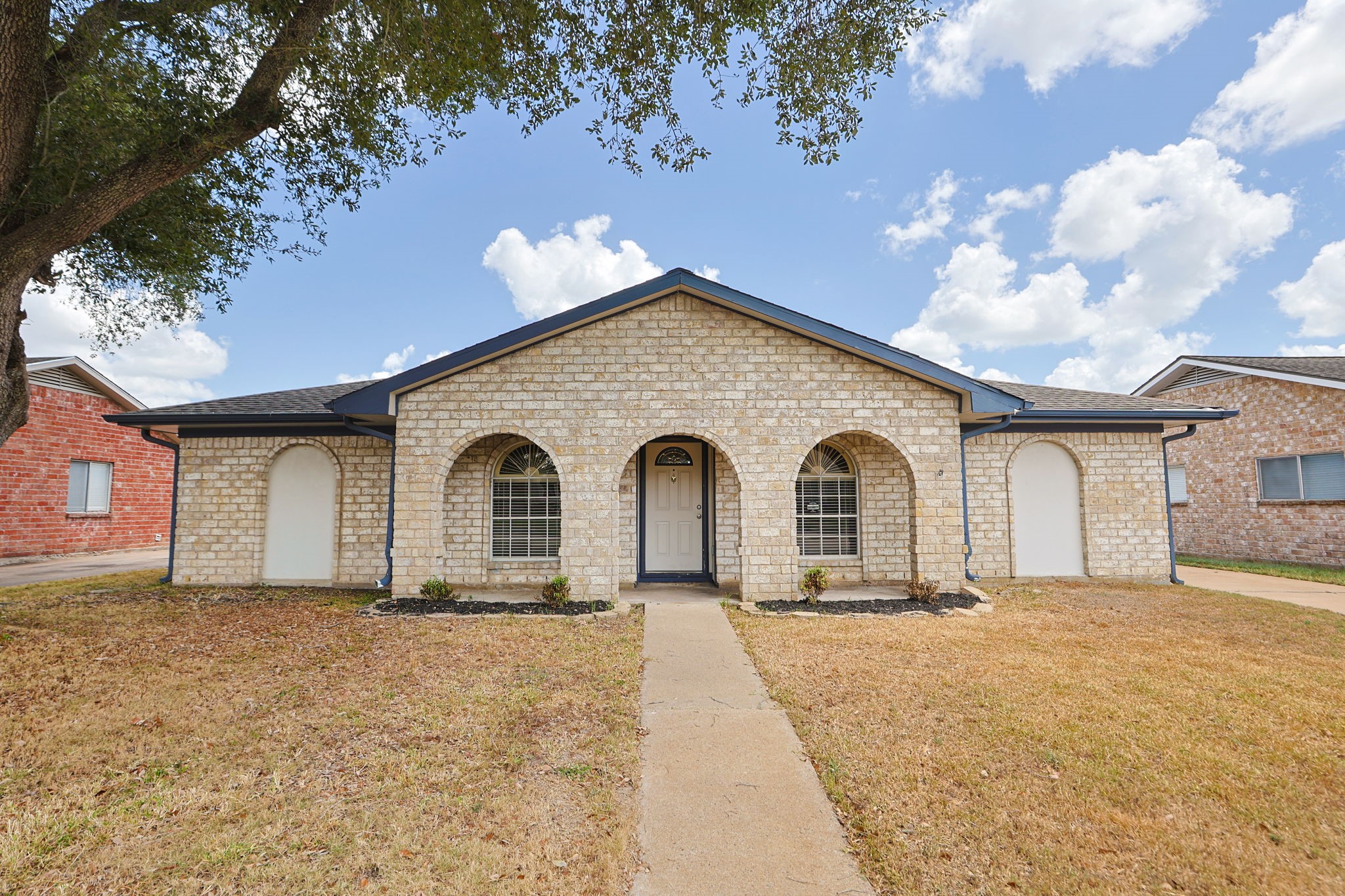 815 Park Meadow Drive Property Photo
