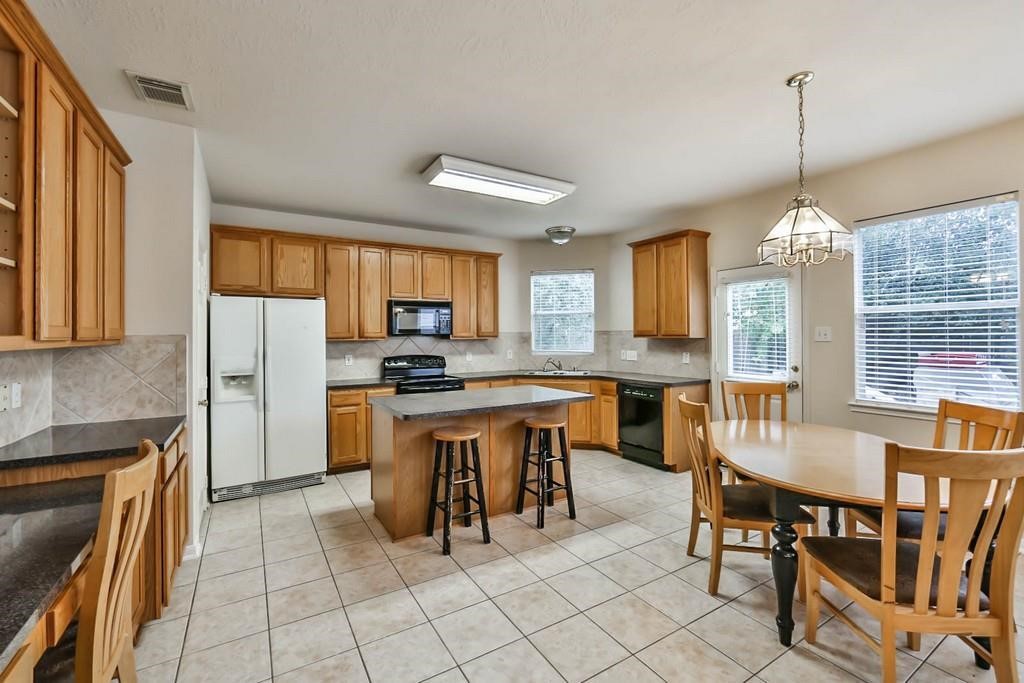3206 Twinmont Lane Property Photo 10