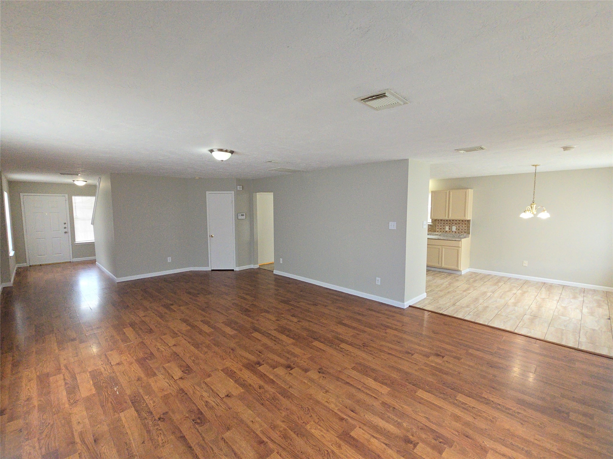 21802 Westfield Ridge Drive Property Photo 2