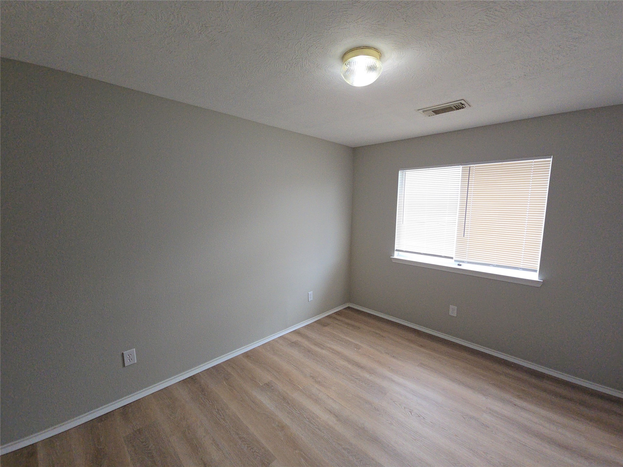 21802 Westfield Ridge Drive Property Photo 12