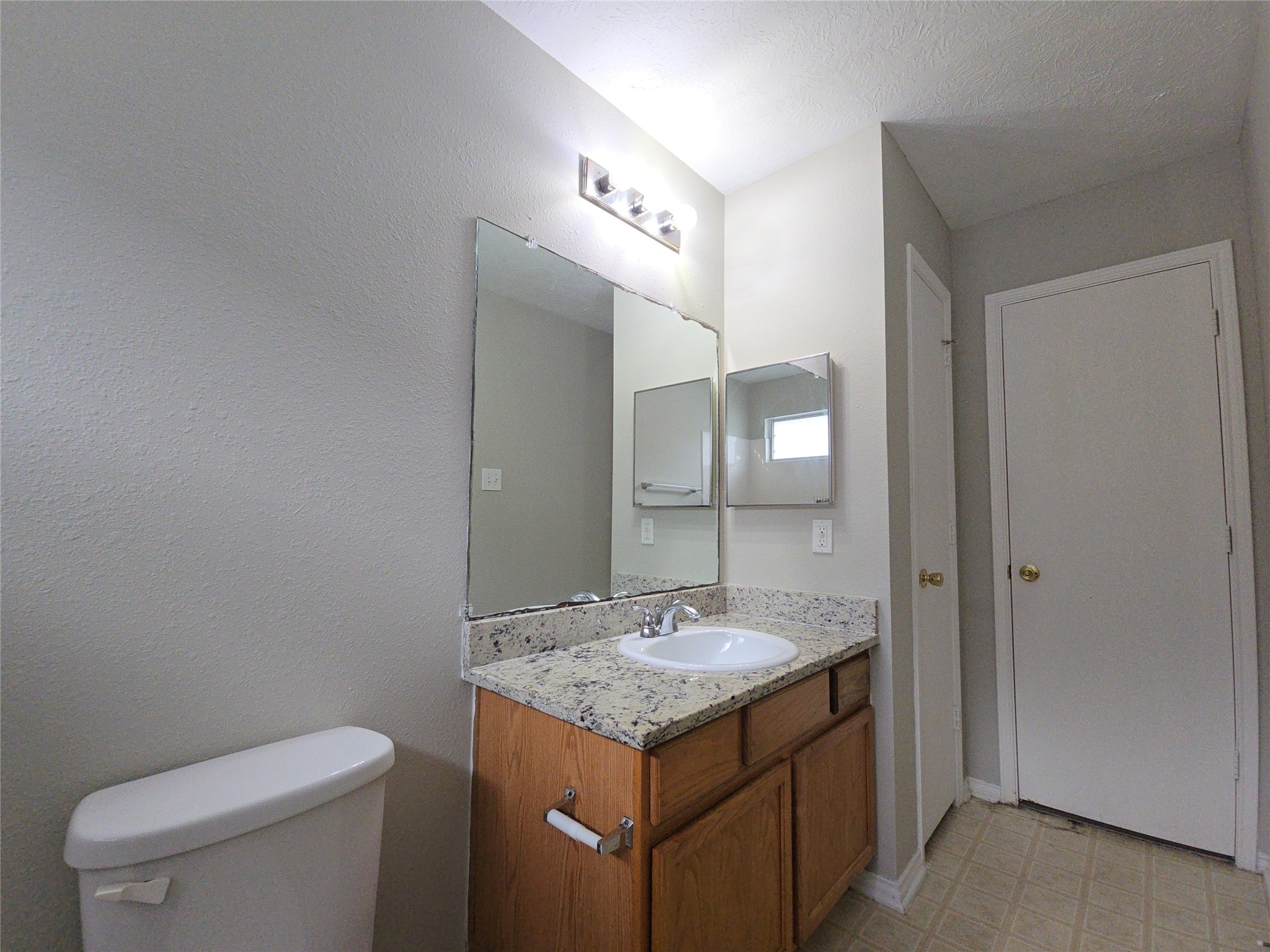 21802 Westfield Ridge Drive Property Photo 18