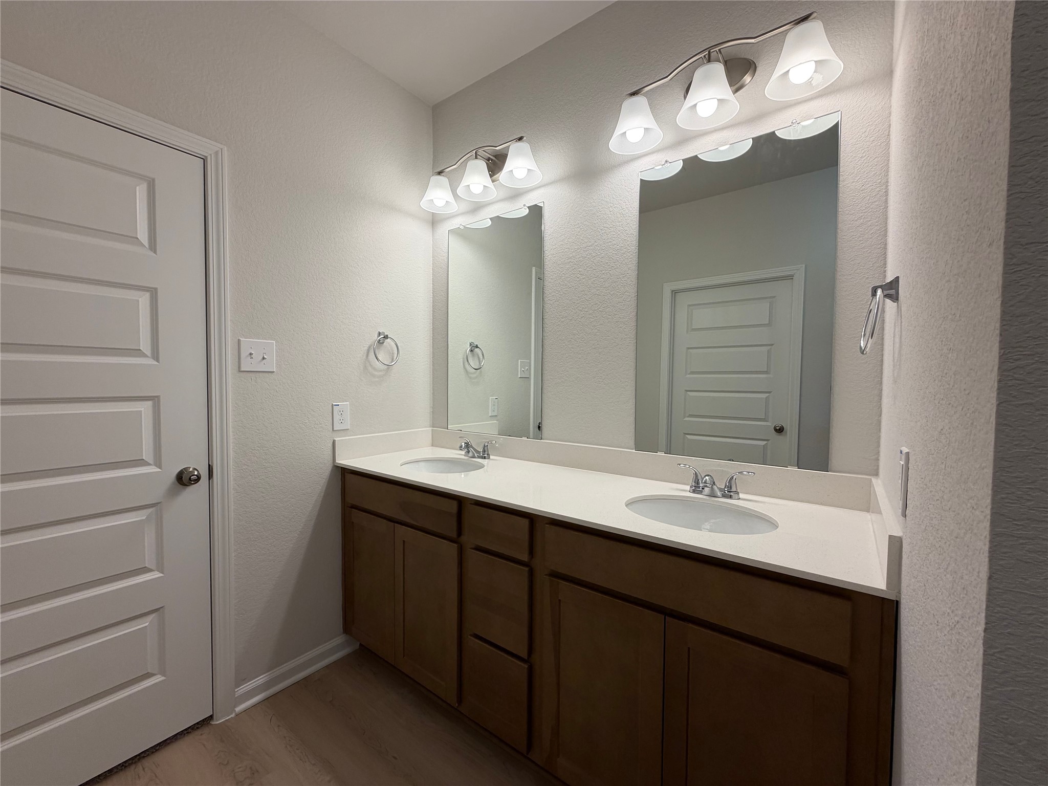 417 Stone Placa Trail Property Photo 13
