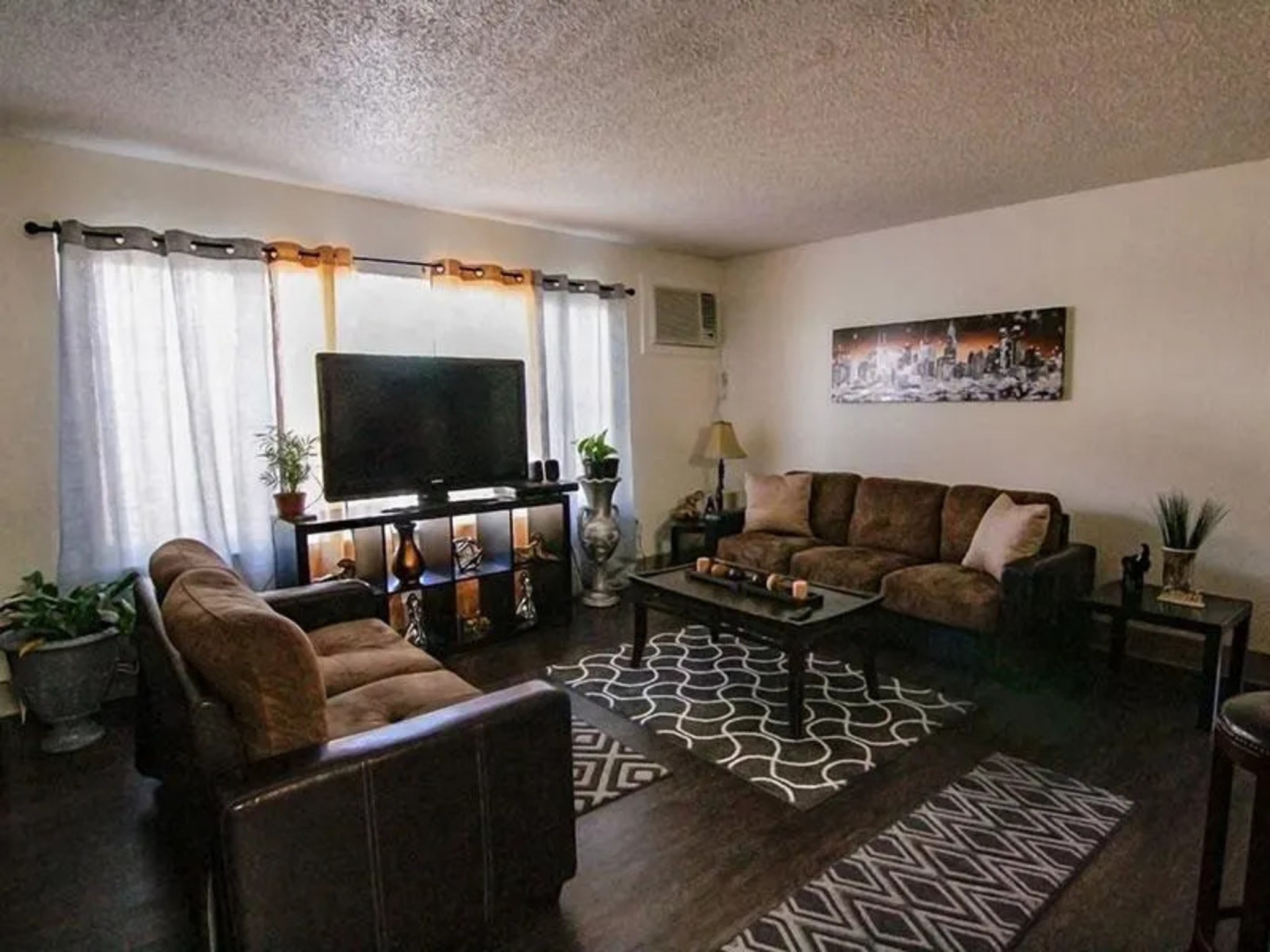 1824 Ethan Way Property Photo 10
