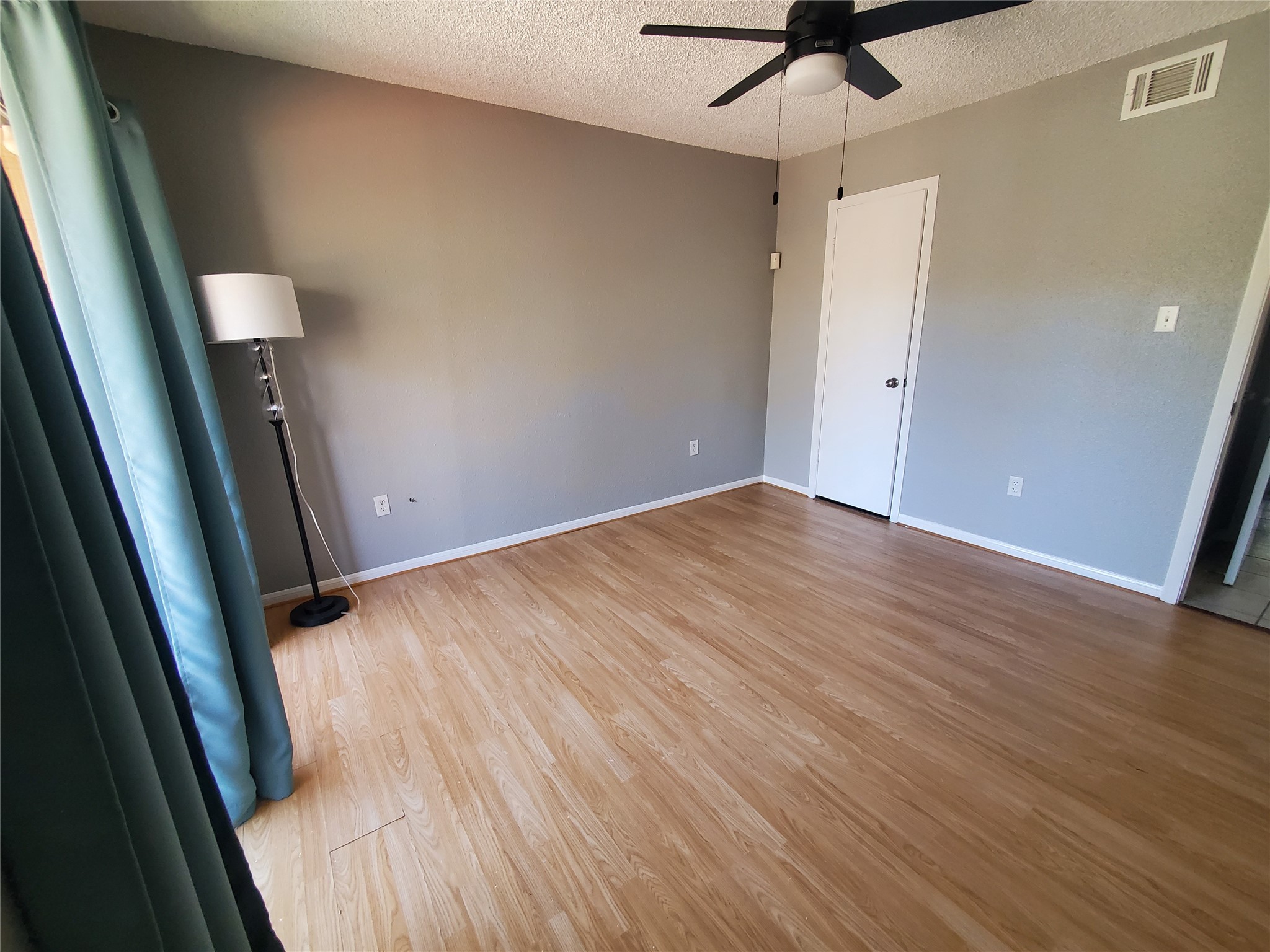 1505 Ward Road 218 Property Photo 10