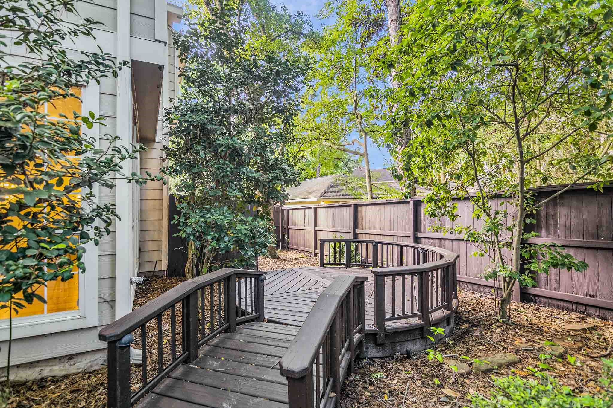 76 Piper Trace Property Photo 3