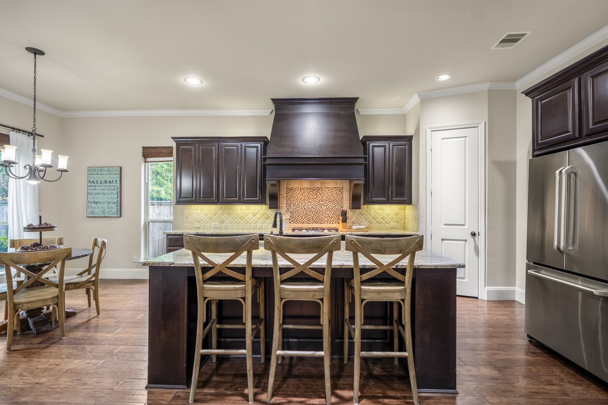138 Monterrey Bend Property Photo 10
