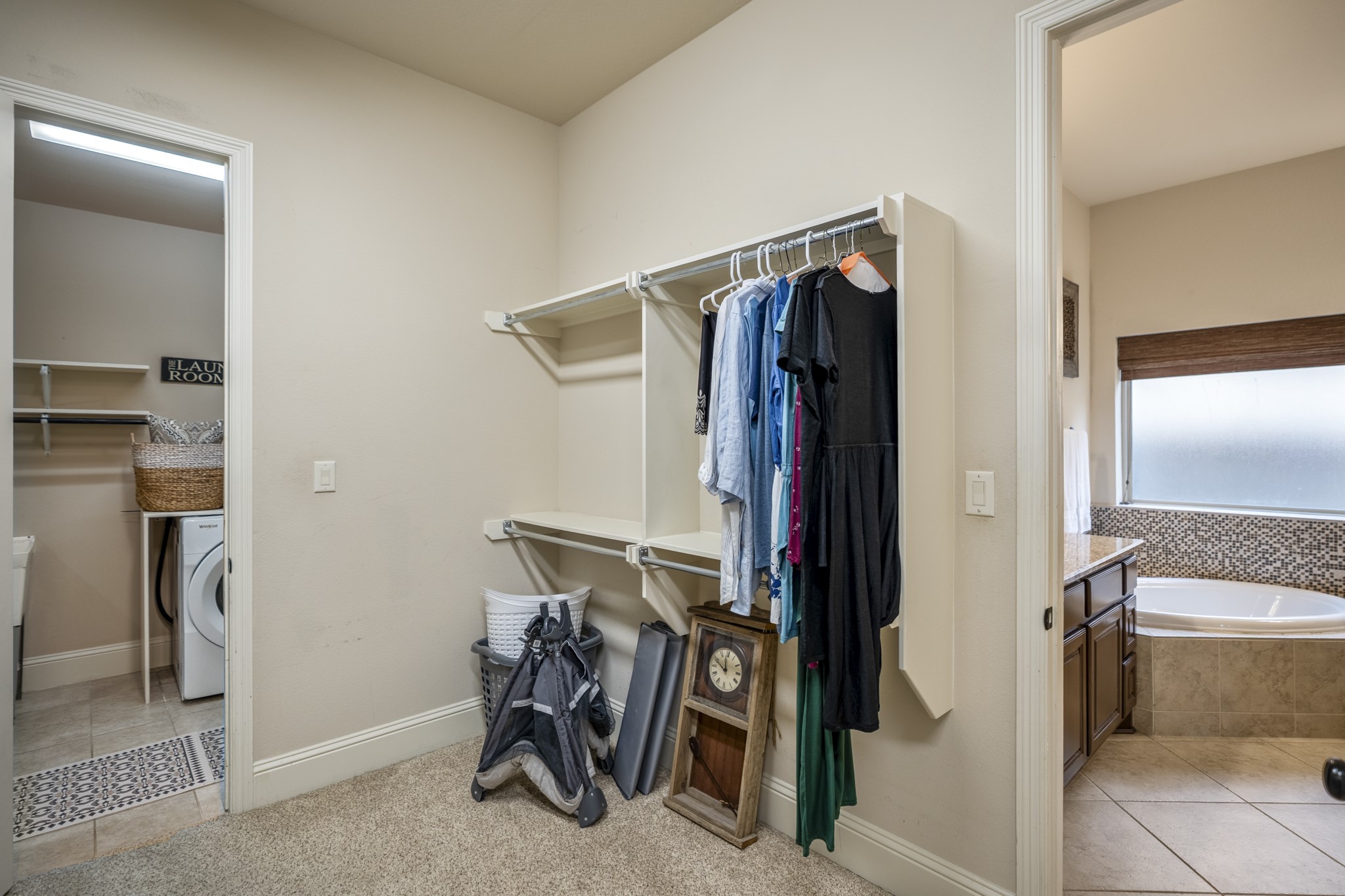 138 Monterrey Bend Property Photo 23