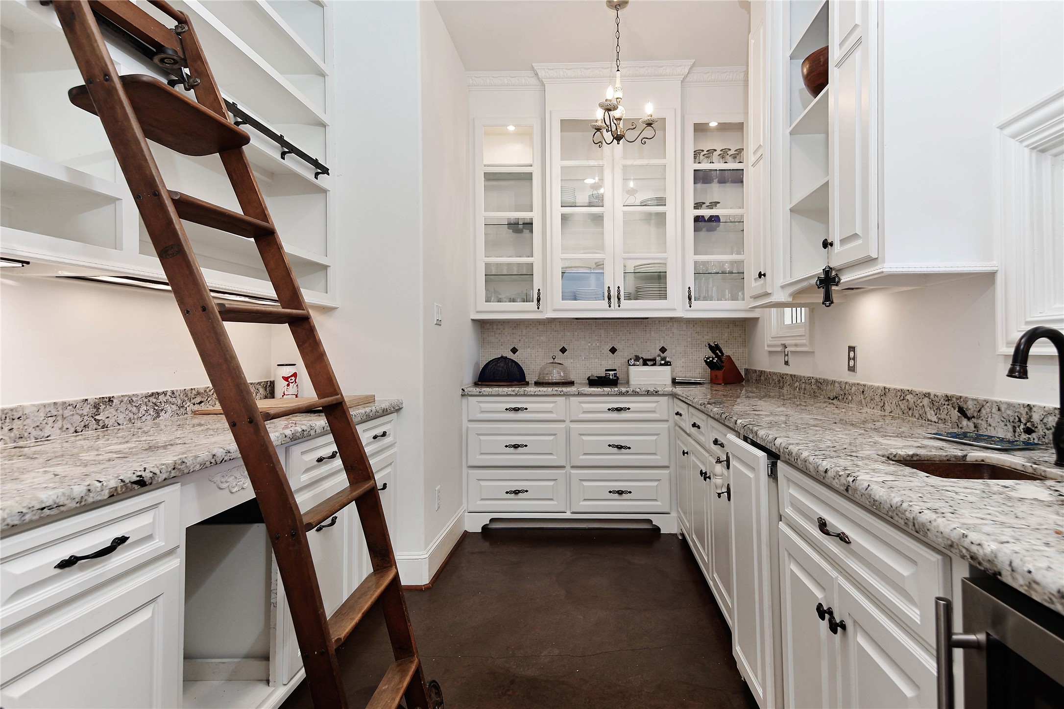 10989 Spell Road Property Photo 18