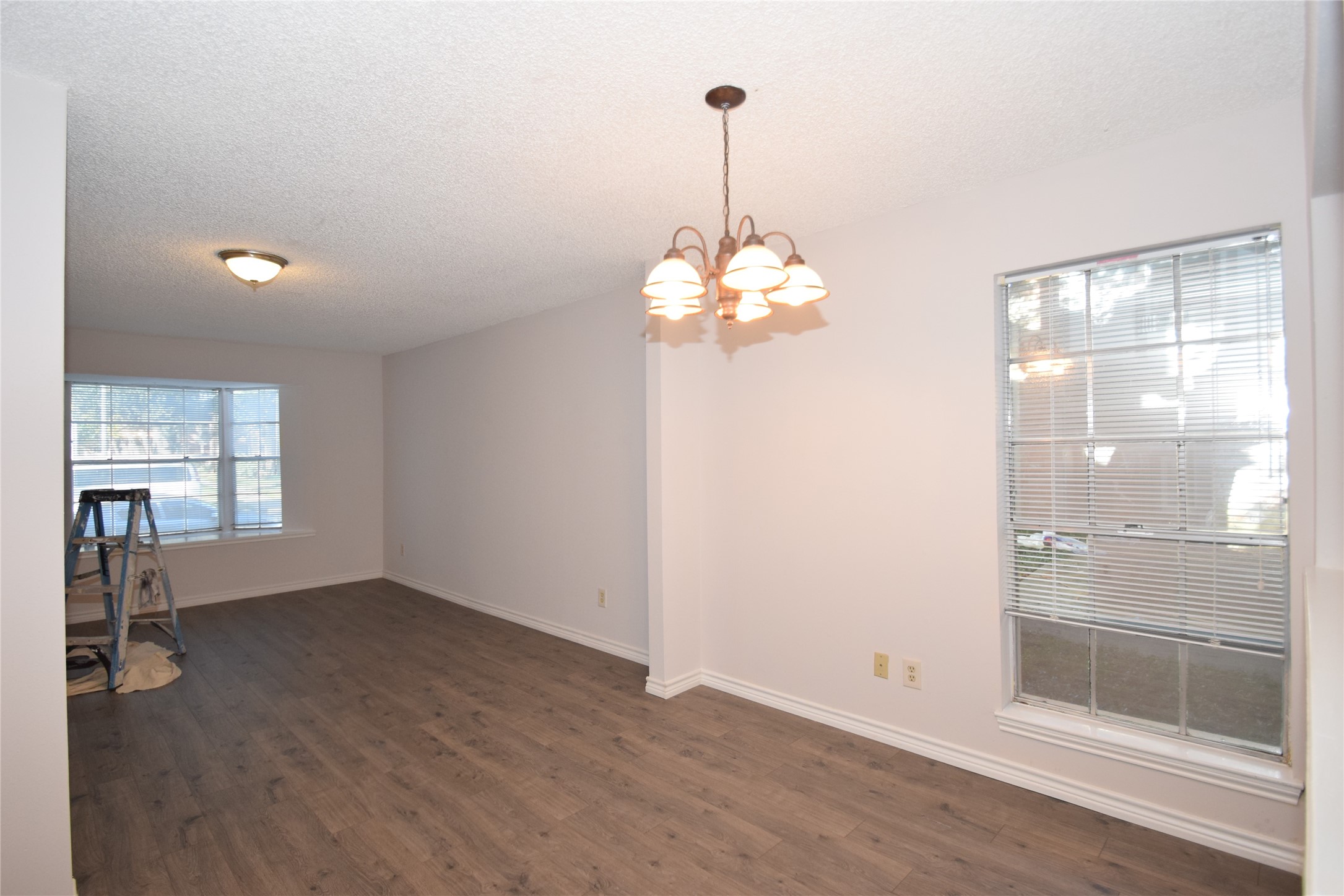 14239 Misty Meadow Lane Property Photo 5
