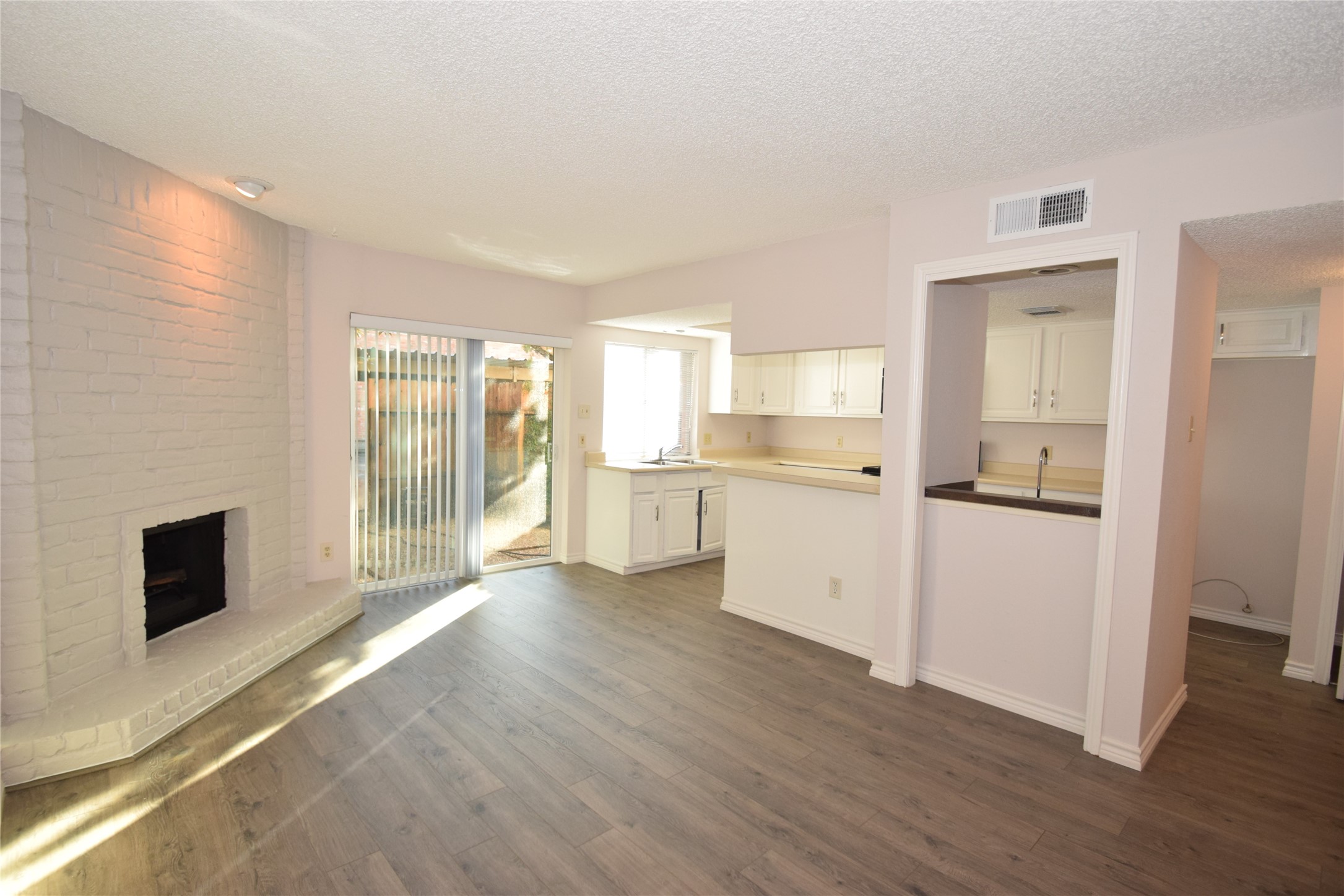 14239 Misty Meadow Lane Property Photo 7