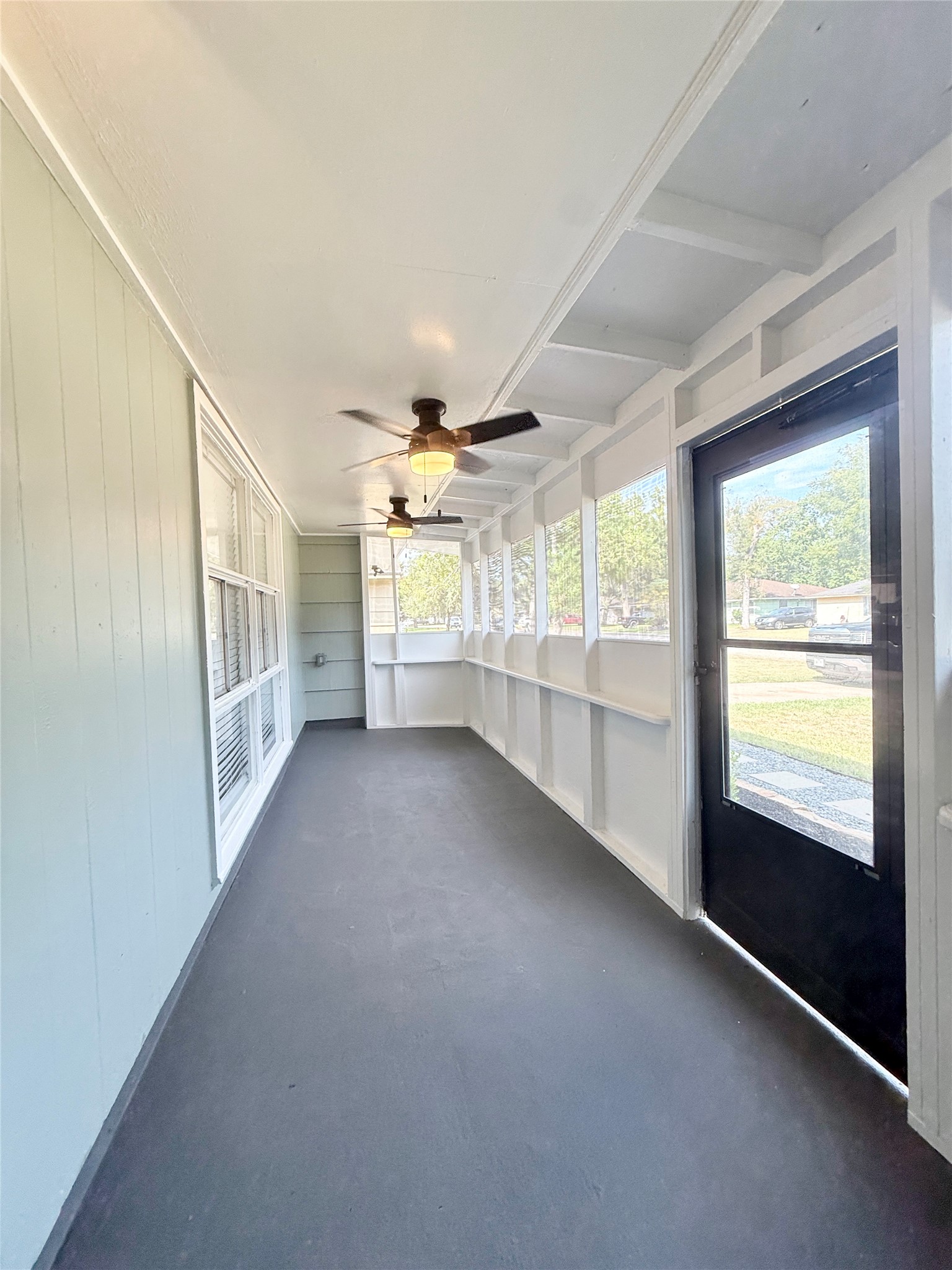 233 Caladium Street Property Photo 2