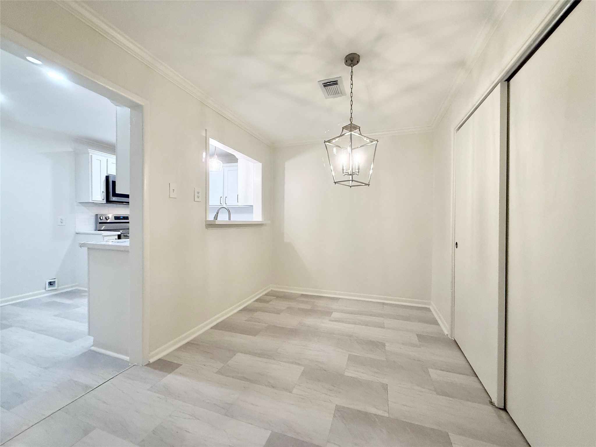 233 Caladium Street Property Photo 14
