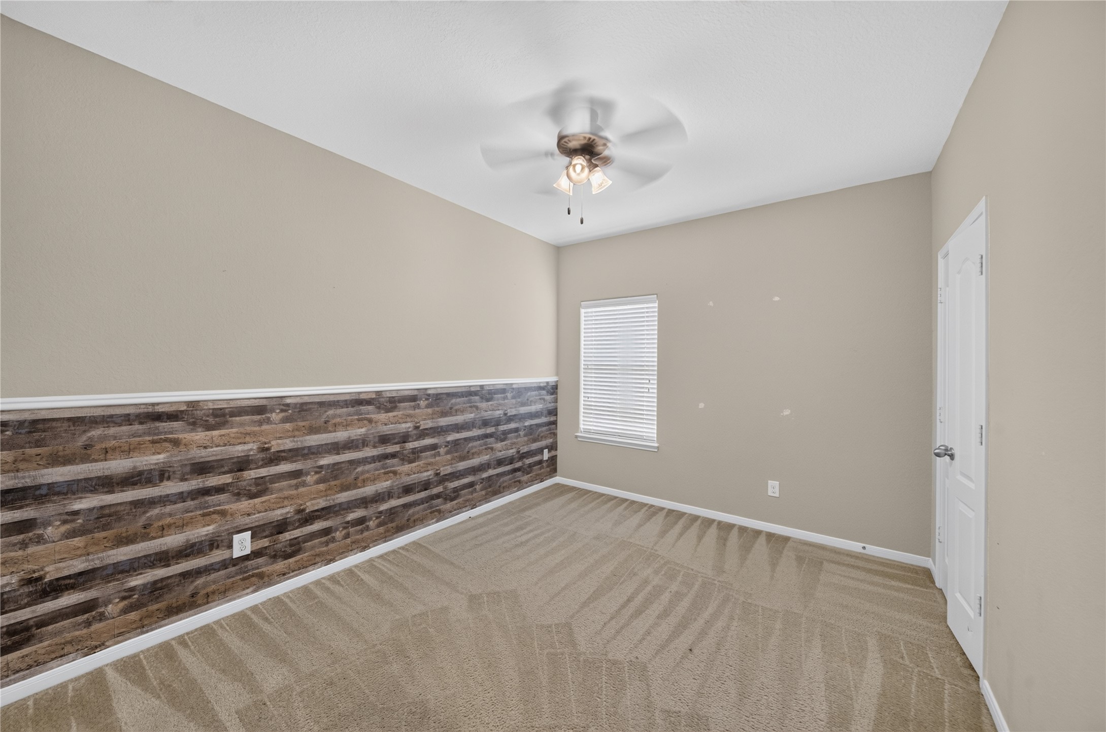 406 Mornington Lane Property Photo 26