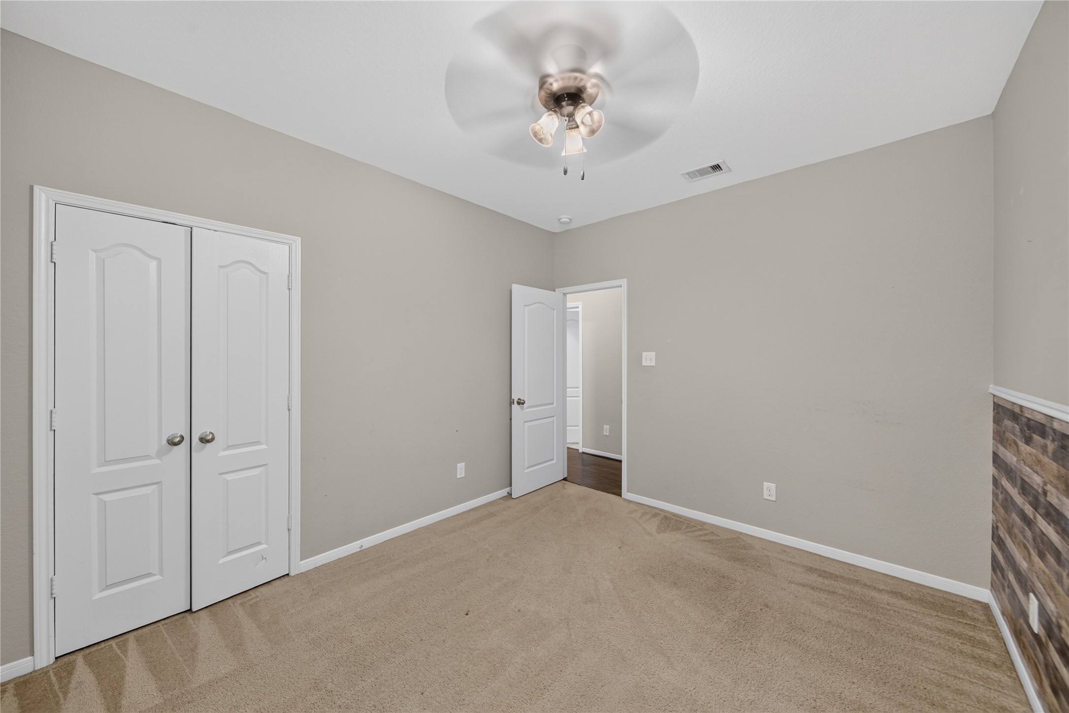 406 Mornington Lane Property Photo 27