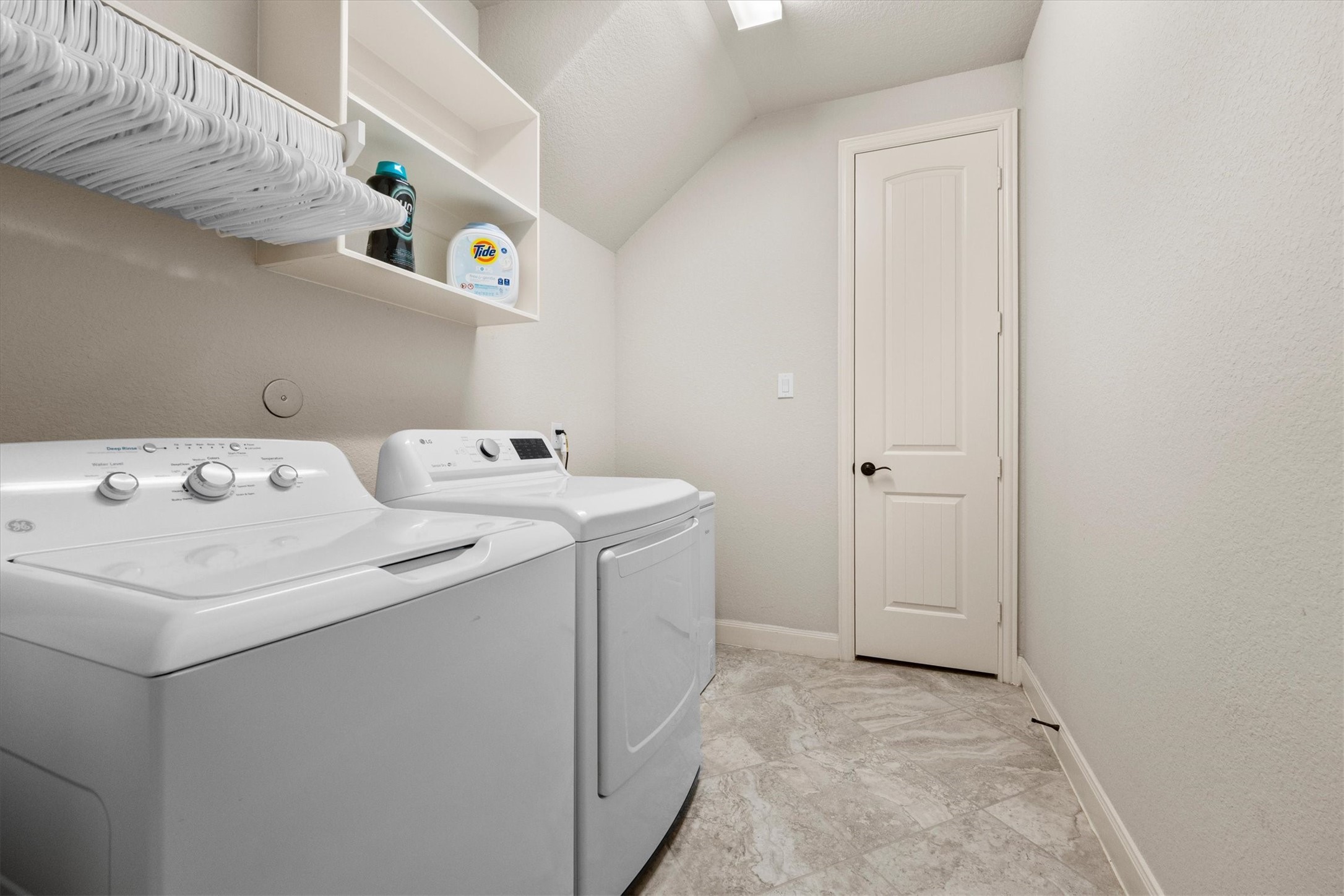 17903 Fernwood Bend Drive Property Photo 27