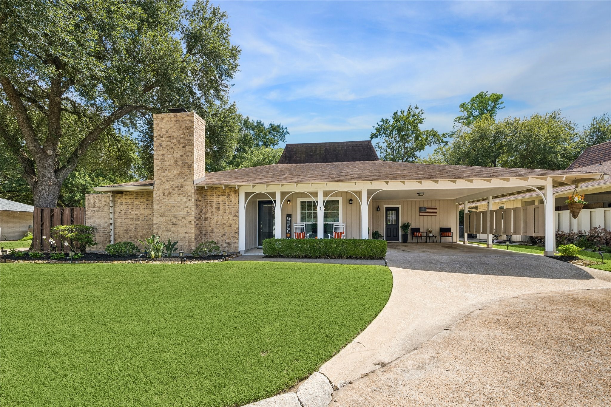 1 Champions Colony E Property Photo 1