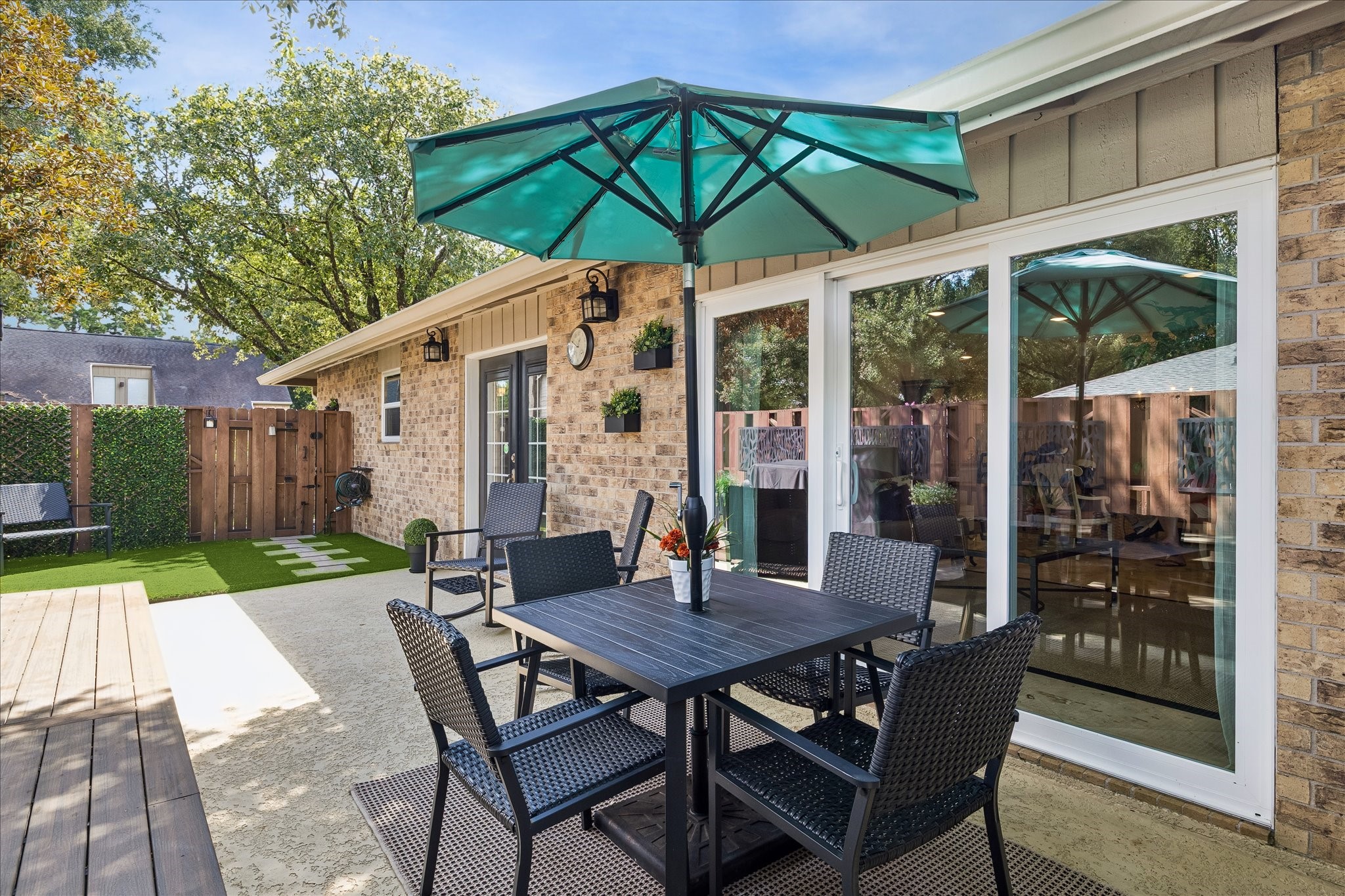 1 Champions Colony E Property Photo 28