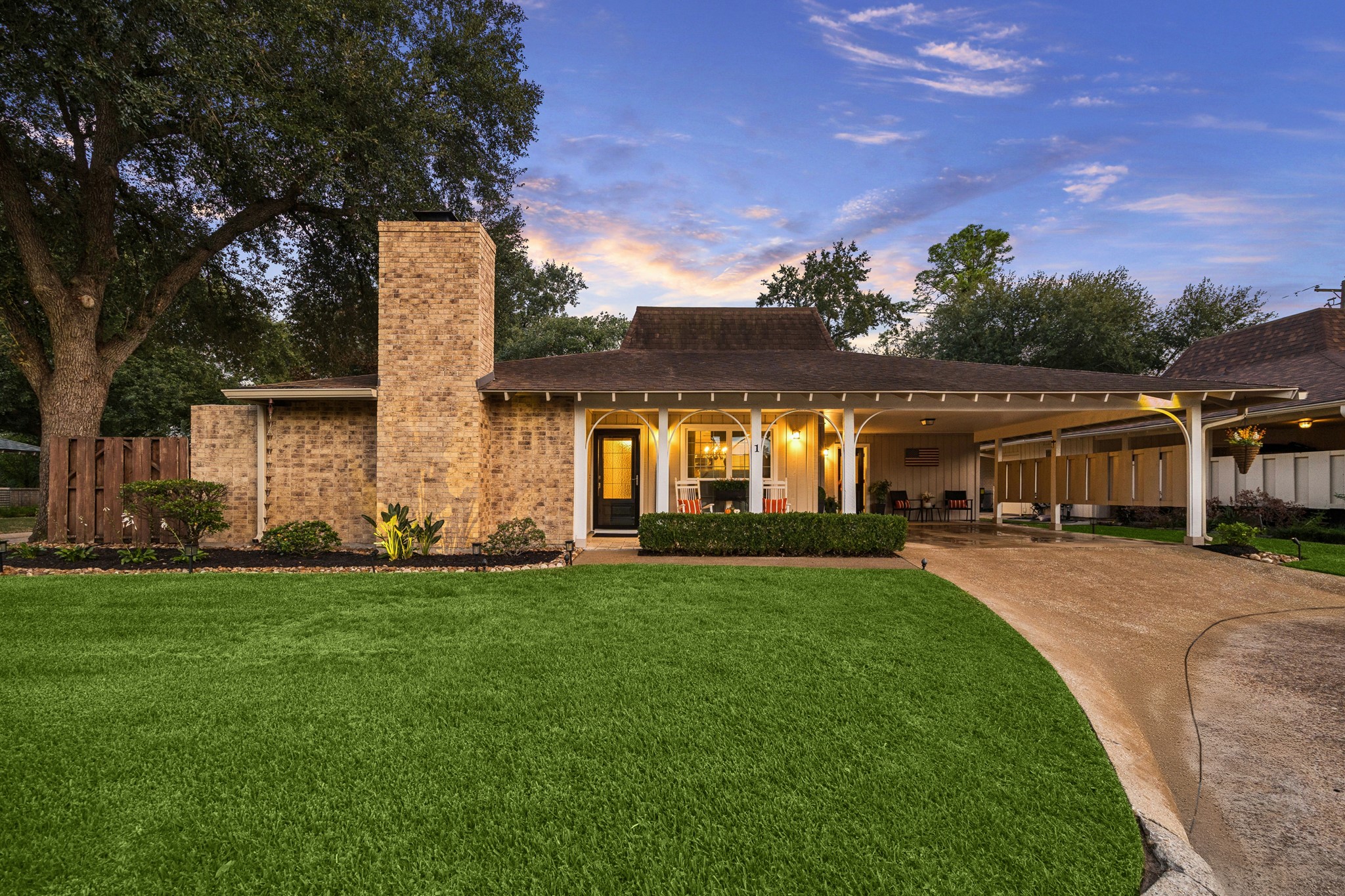 1 Champions Colony E Property Photo 29
